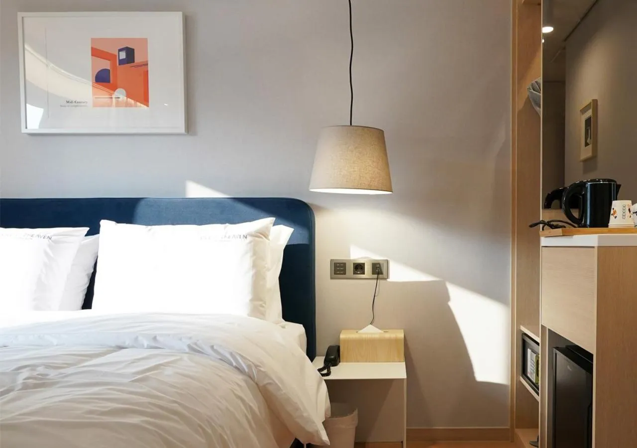 Photo of the whole room, Bed in Nampo Ocean2Heaven Hotel& Spa