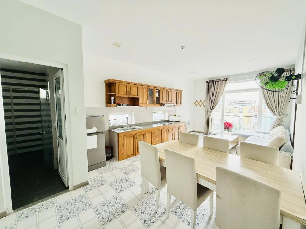 Living room in EMERALD APARTMENTS