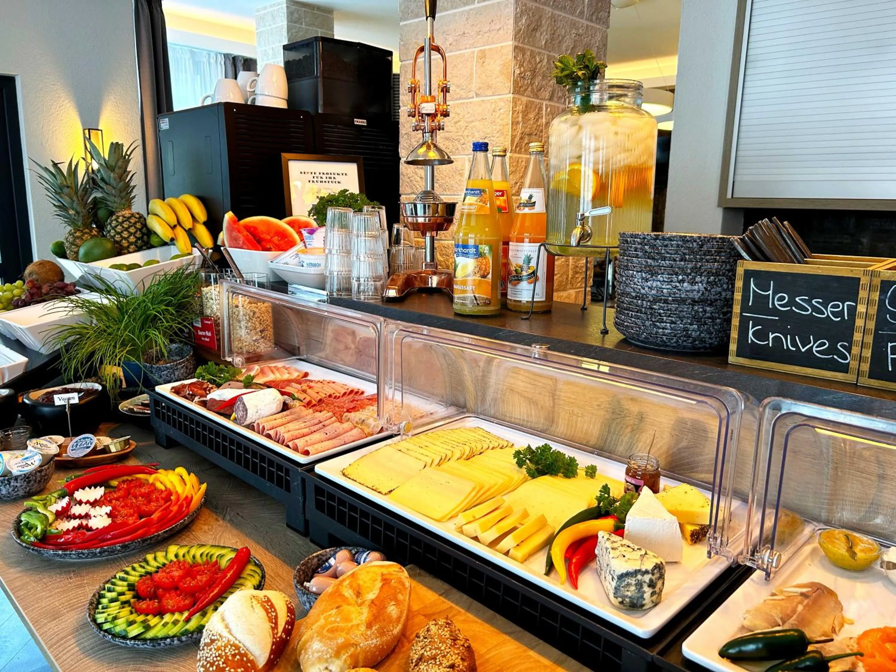 Buffet breakfast in Safranberg Hotel & Sauna