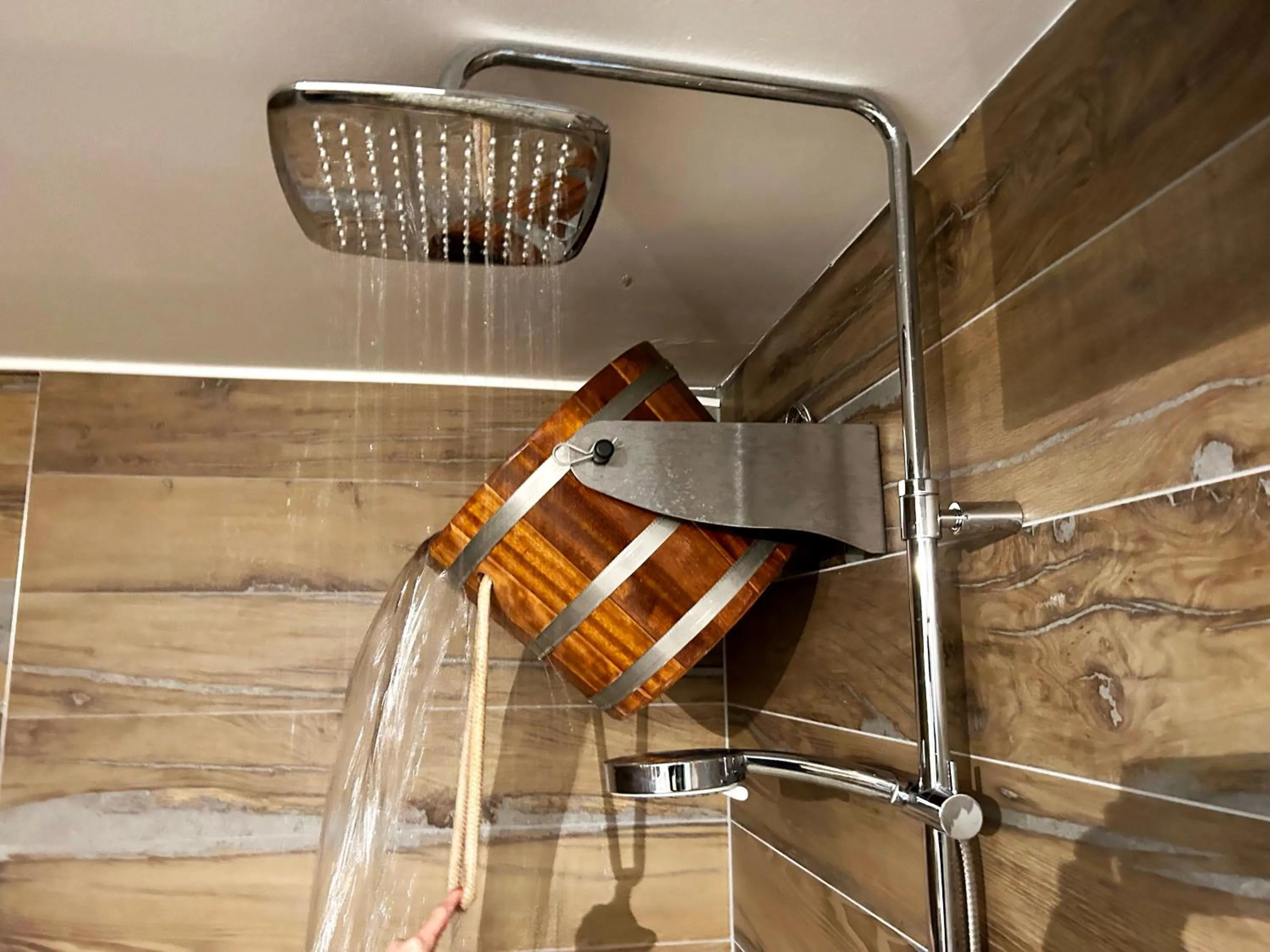 Shower in Safranberg Hotel & Sauna