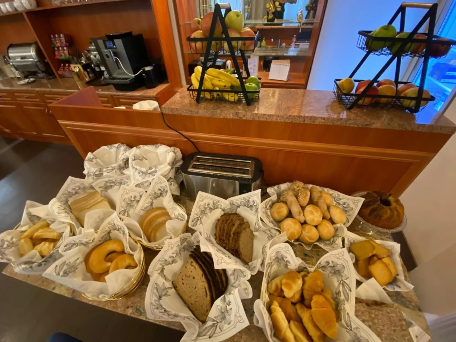 Food in Hotel Pension Excellence