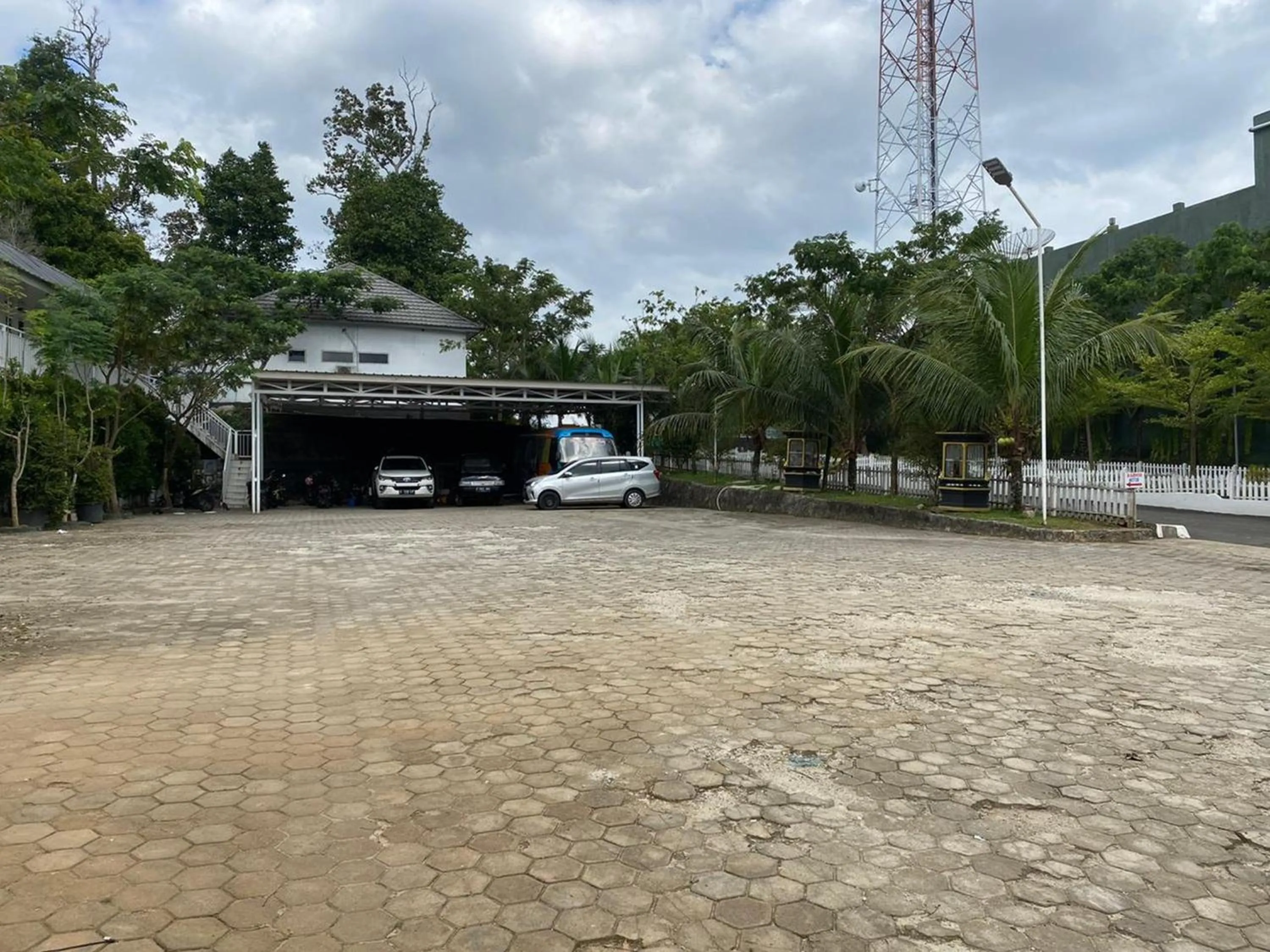 RedDoorz Plus at Puncak Mas Cottage Lampung