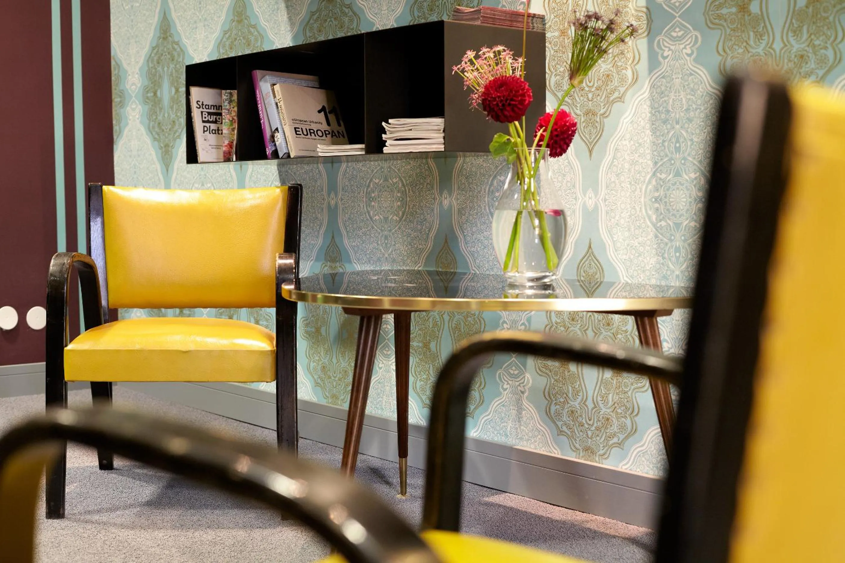 Decorative detail in Saint SHERMIN bed breakfast & champagne