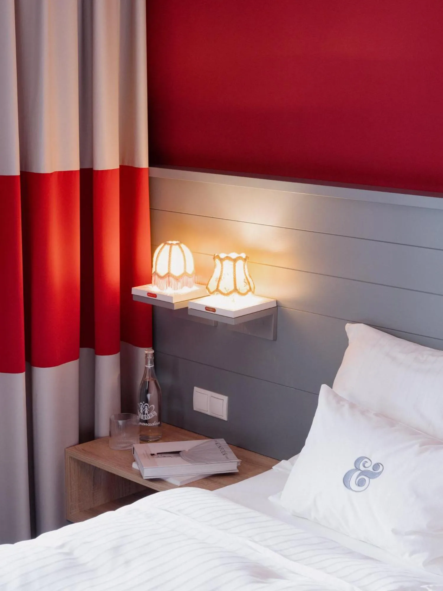 Bed in Saint SHERMIN bed breakfast & champagne