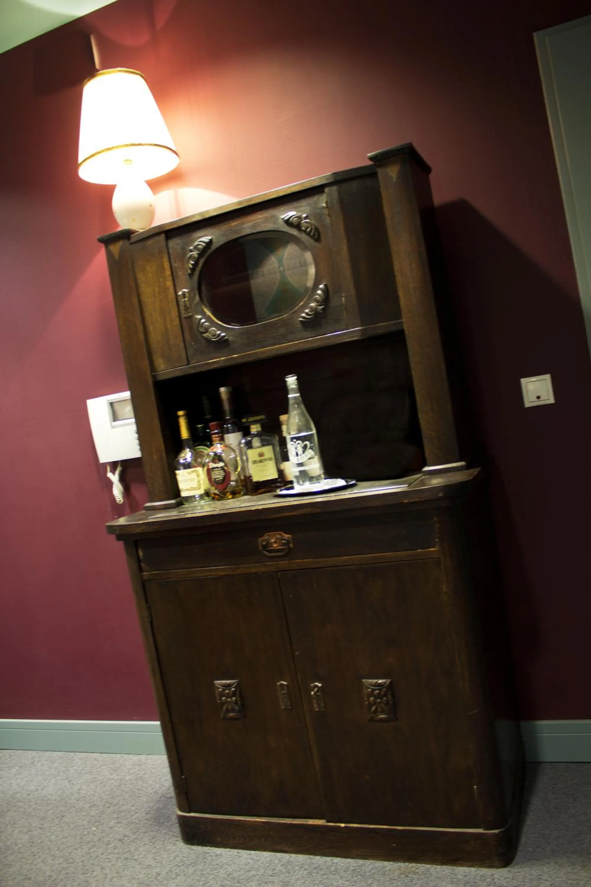 Decorative detail in Saint SHERMIN bed breakfast & champagne