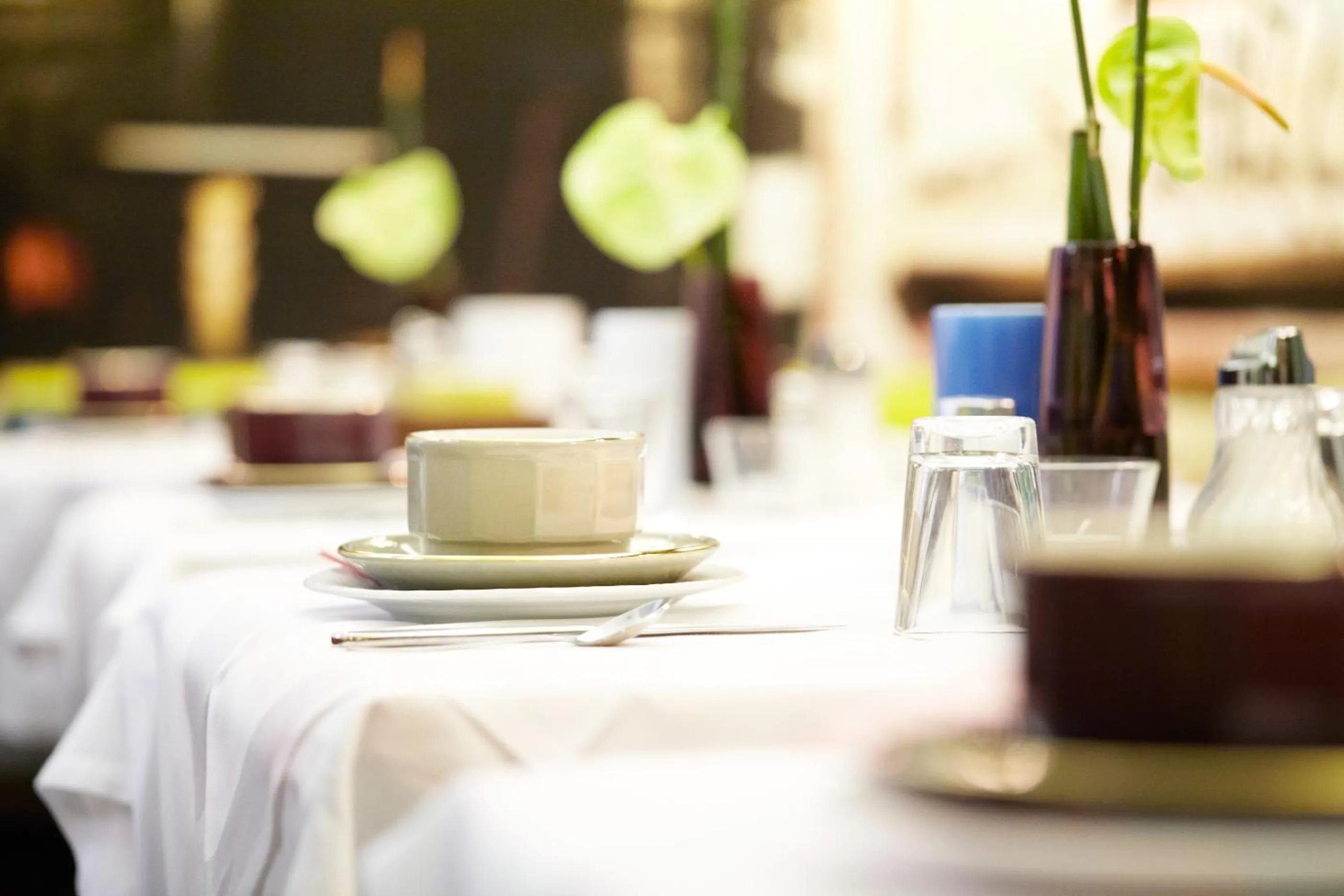 Restaurant/places to eat in Saint SHERMIN bed breakfast & champagne