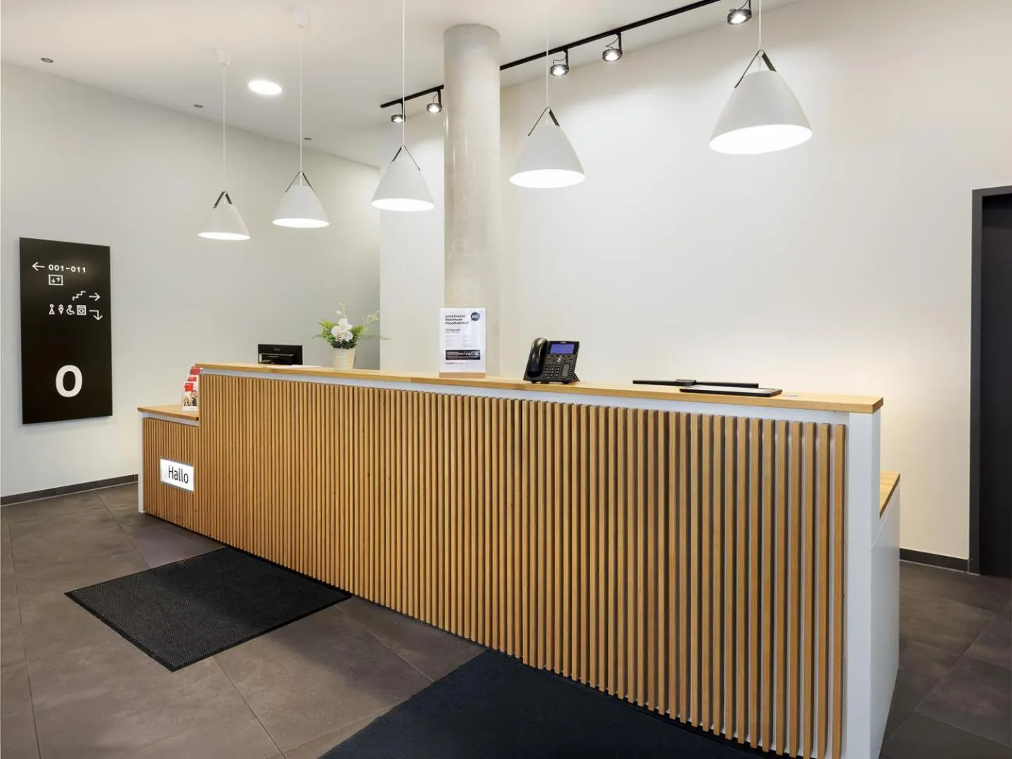 Lobby or reception in smartments Mannheim Hauptbahnhof