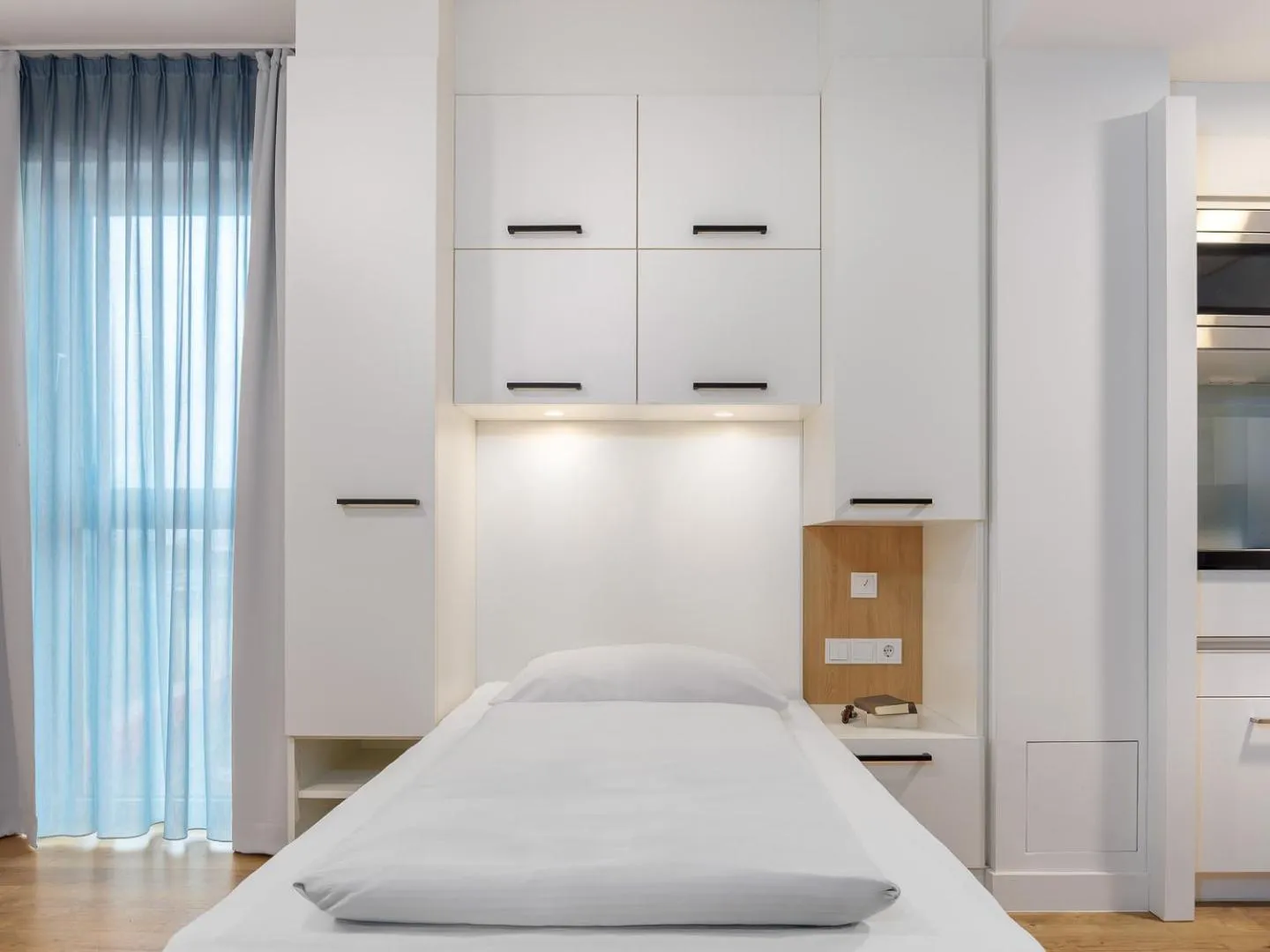 Bed in smartments Mannheim Hauptbahnhof