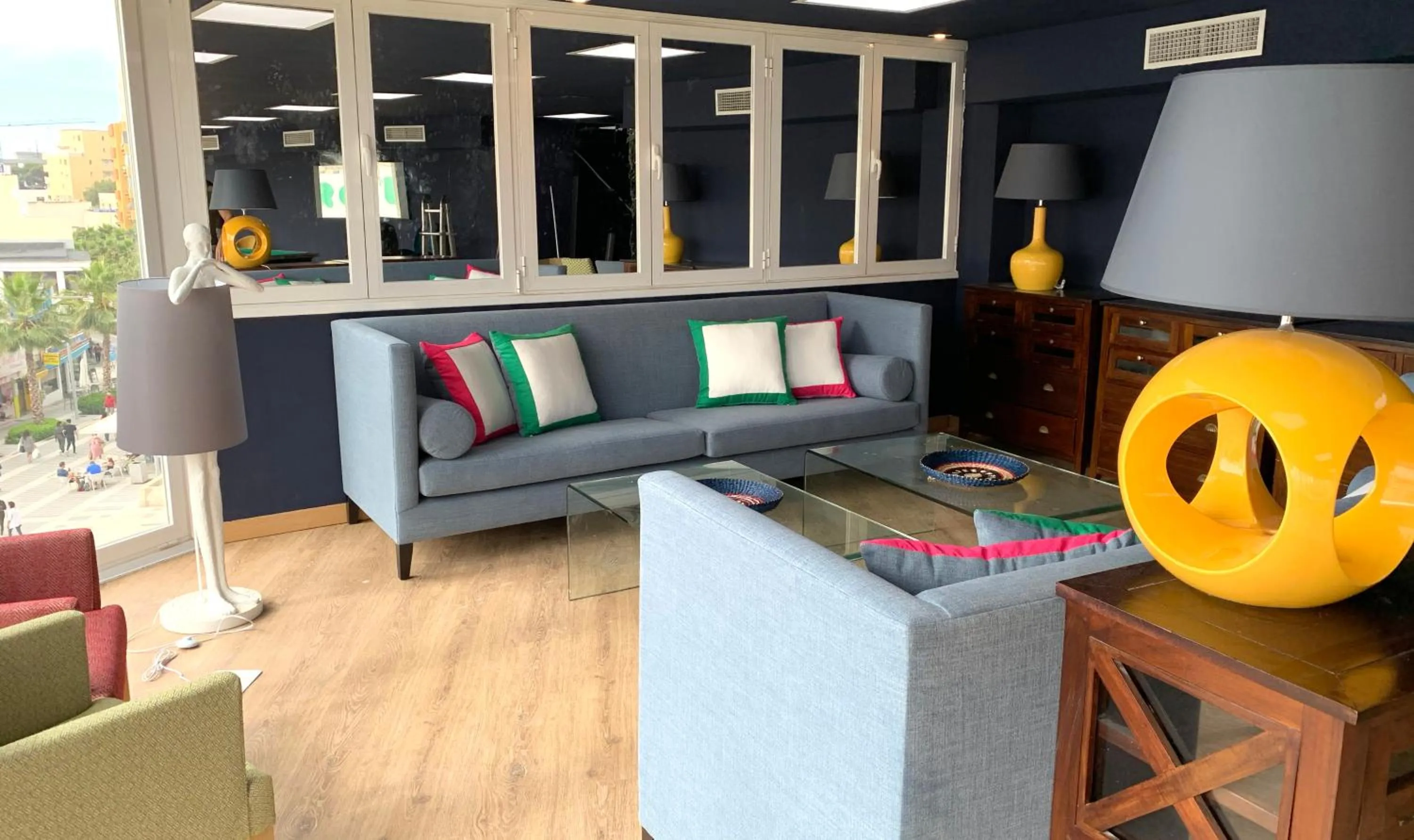 Communal lounge/ TV room in Hotel Sireno Torremolinos - Adults Only, Ritual Friendly