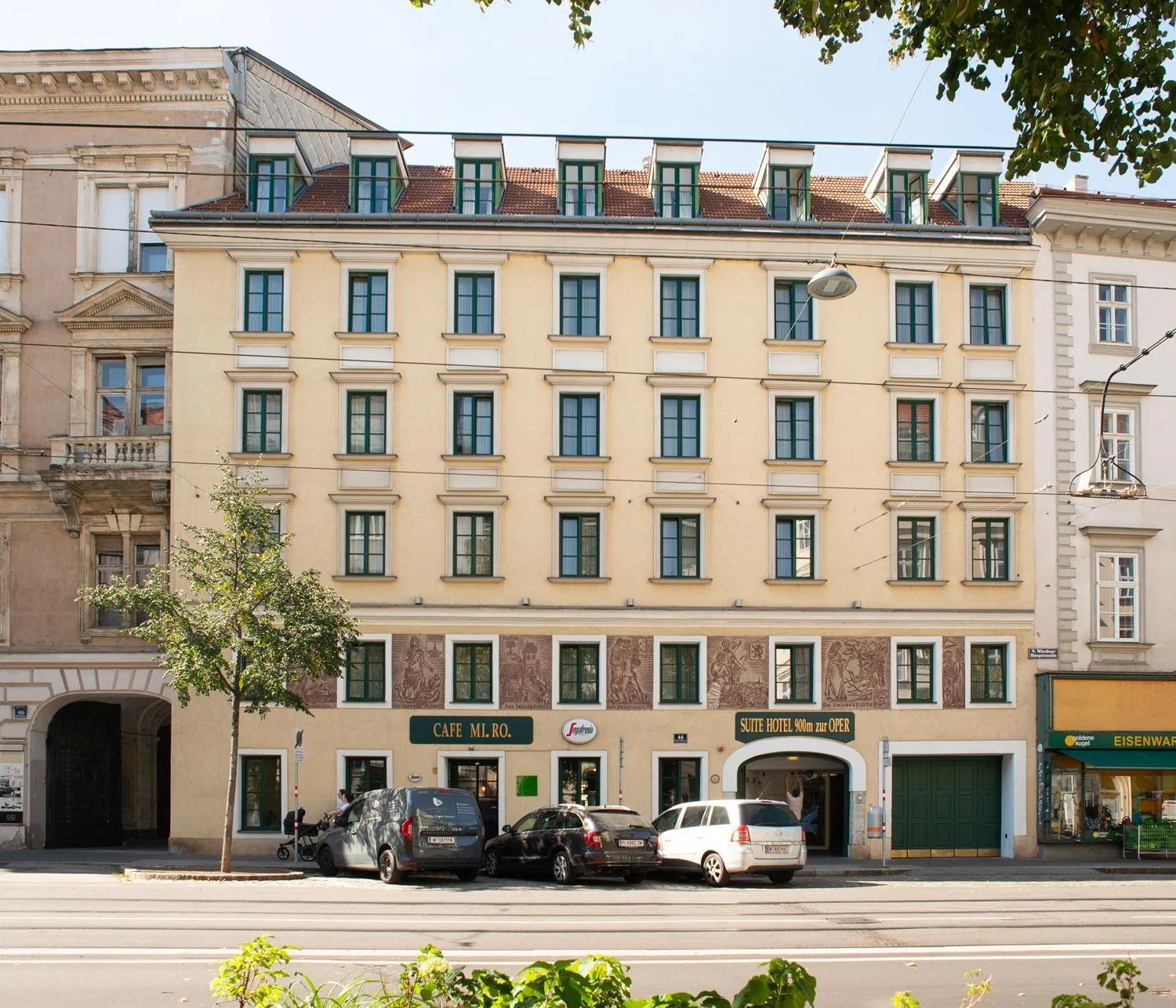 Facade/entrance in Suite Hotel 900 m zur Oper