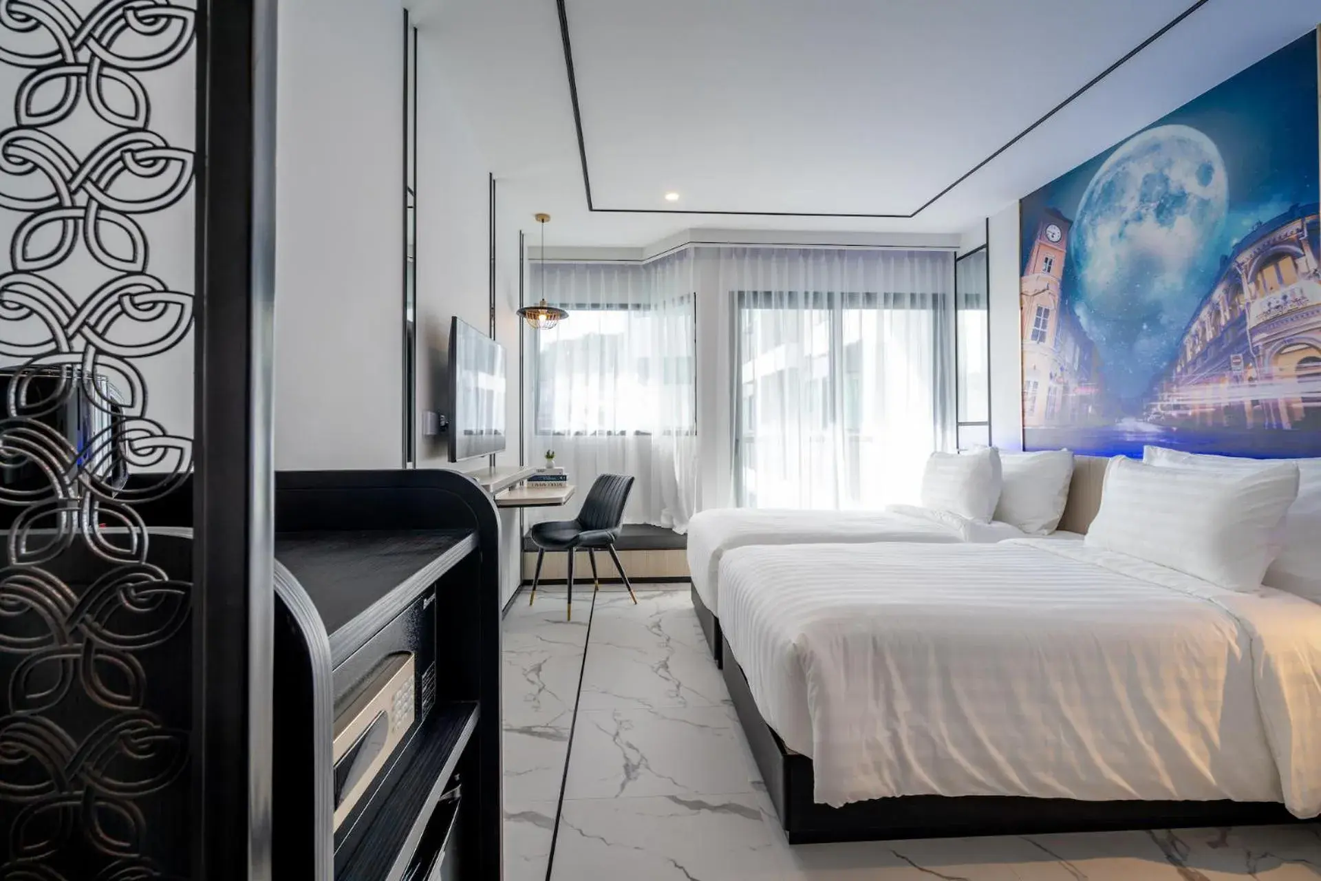 Deluxe Twin Room in Ratri Hotel Phuket Old Town Deluxe Twin Room in Ratri Hotel Phuket Old Town