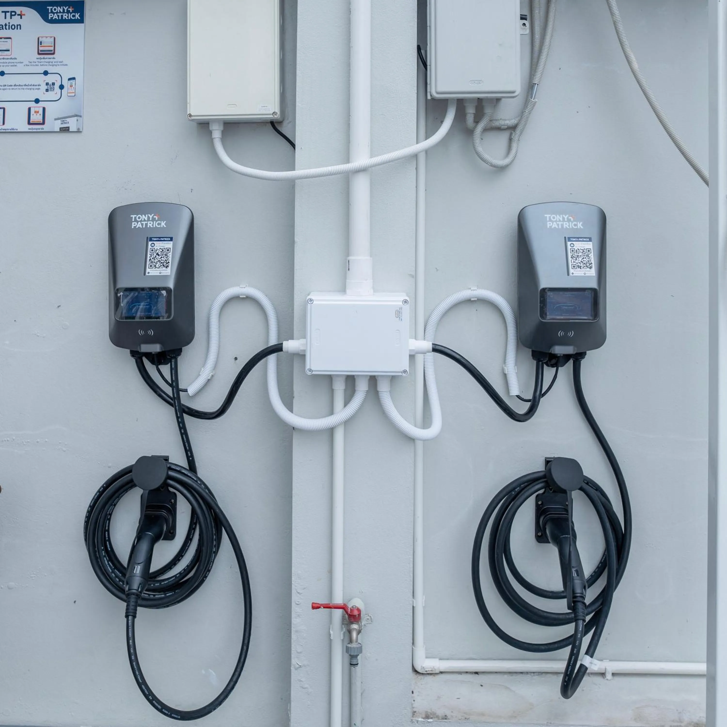 Parking in Ratri Hotel Phuket Old Town