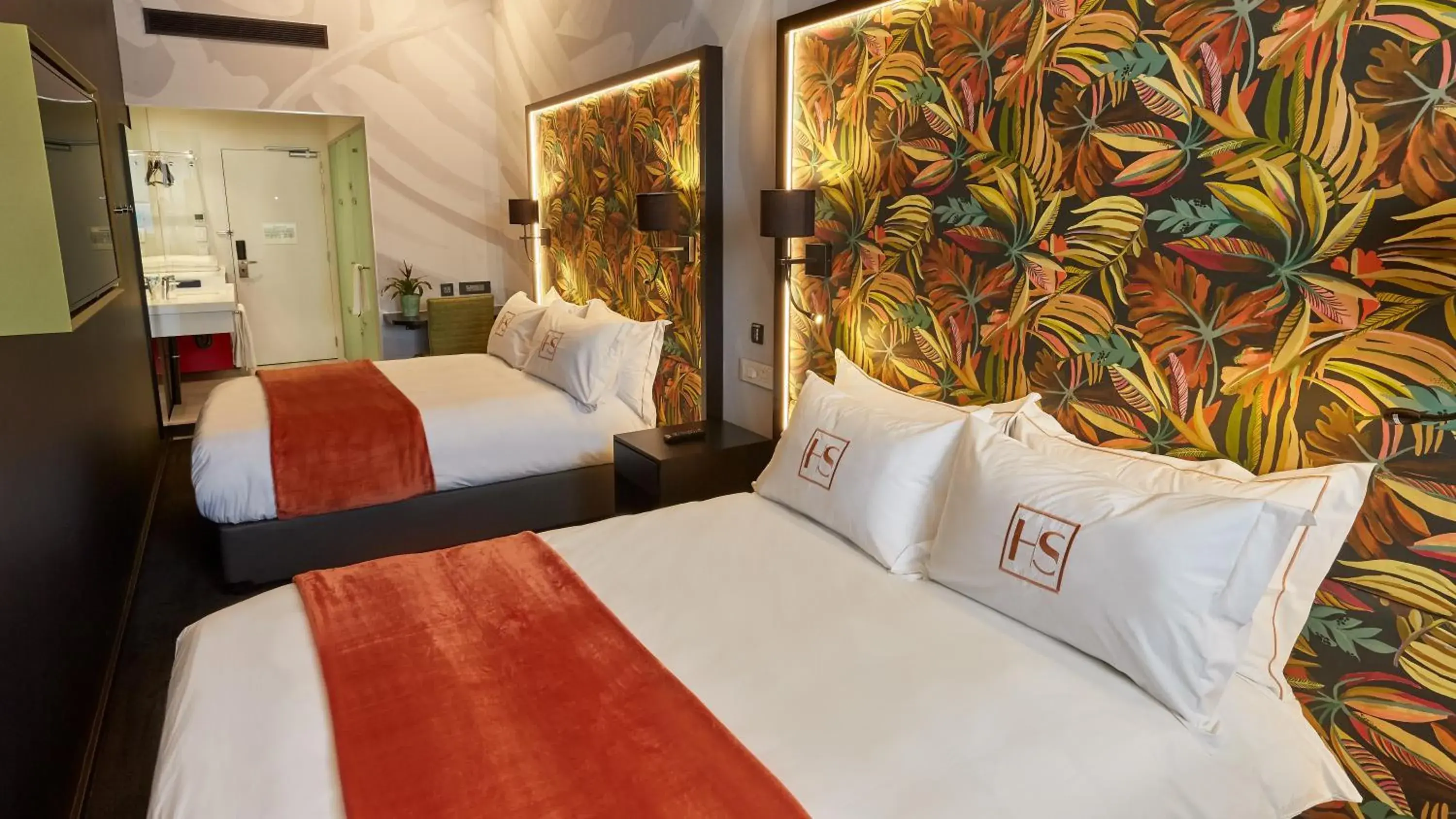 Standard Twin Room - single occupancy in Hotel Sky Cape Town Standard Twin Room - single occupancy in Hotel Sky Cape Town