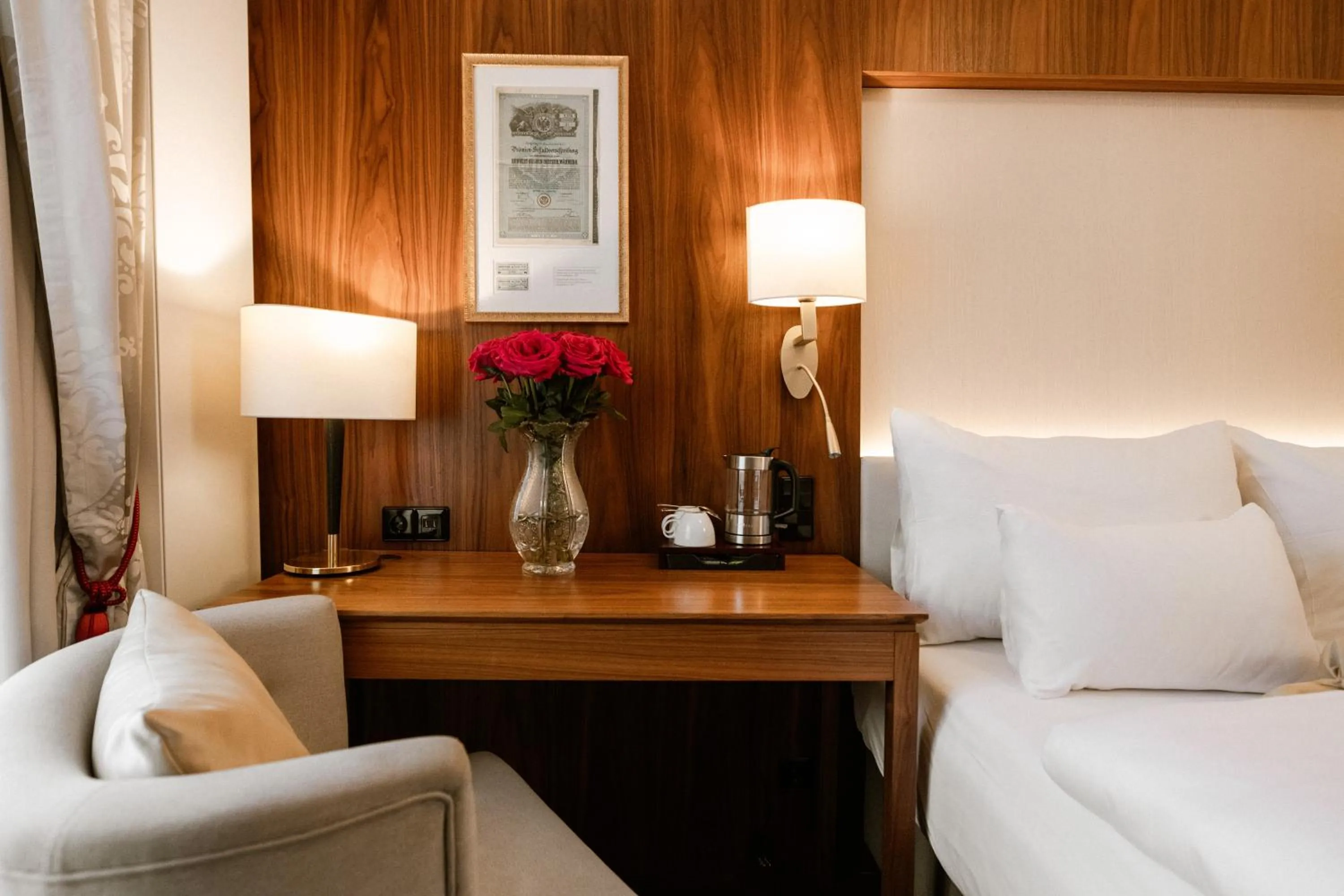 Bedroom in Hotel Stefanie - VIENNA'S OLDEST HOTEL