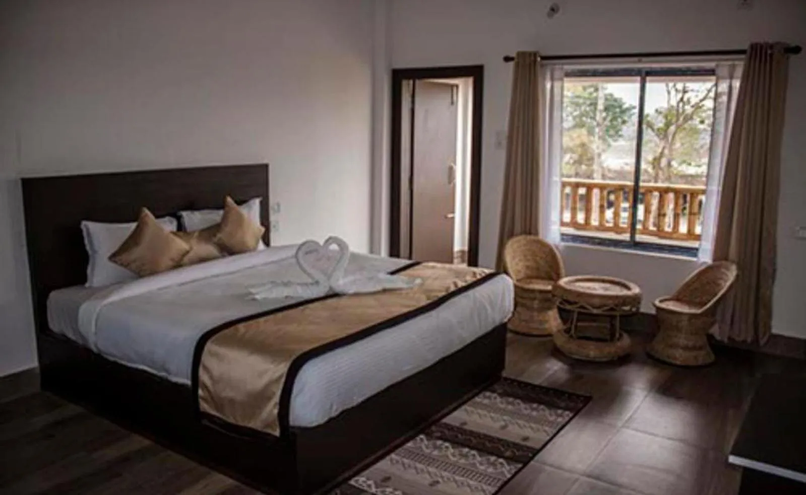 Bed in Shivaji Inn Kaziranga