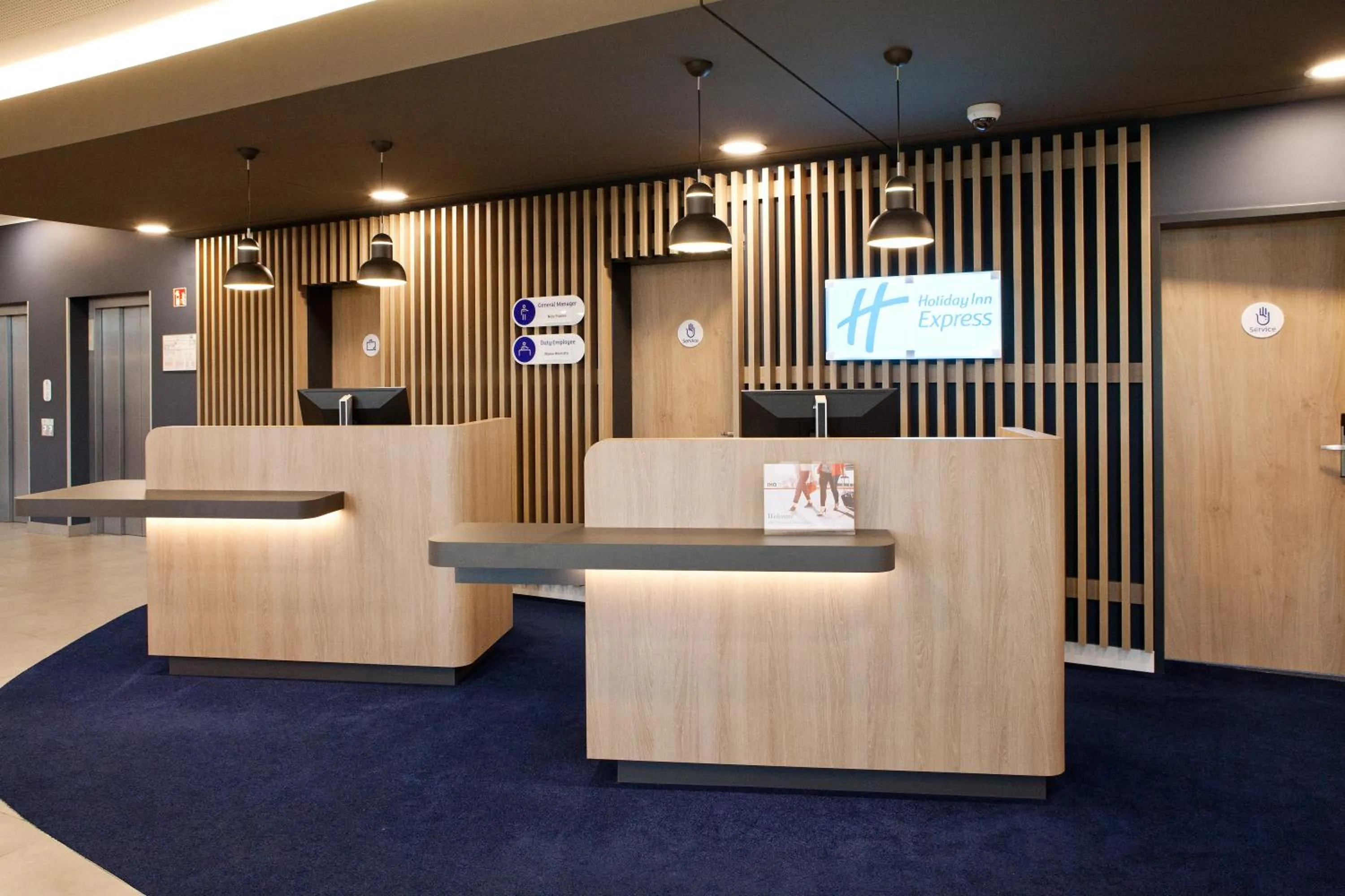 Lobby or reception in Holiday Inn Express - Lustenau