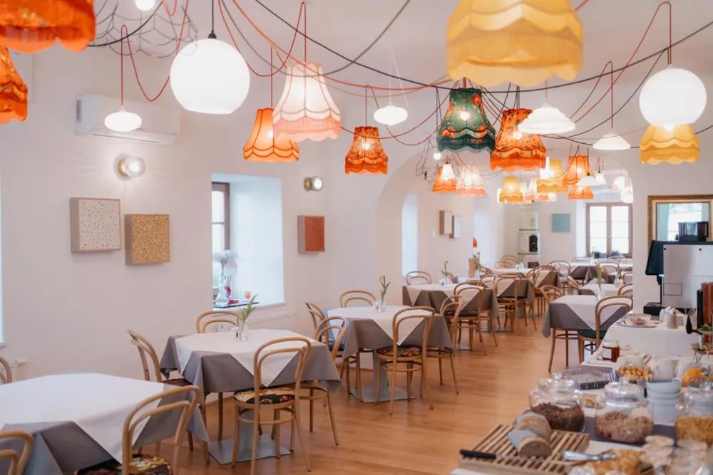 Restaurant/places to eat in De Merin Boutique Hotel Straden