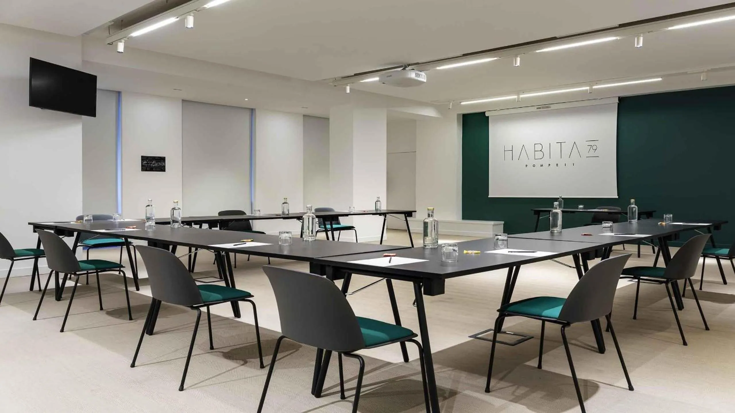 Meeting/conference room in Habita79 Hotel Pompeii - MGallery Collection