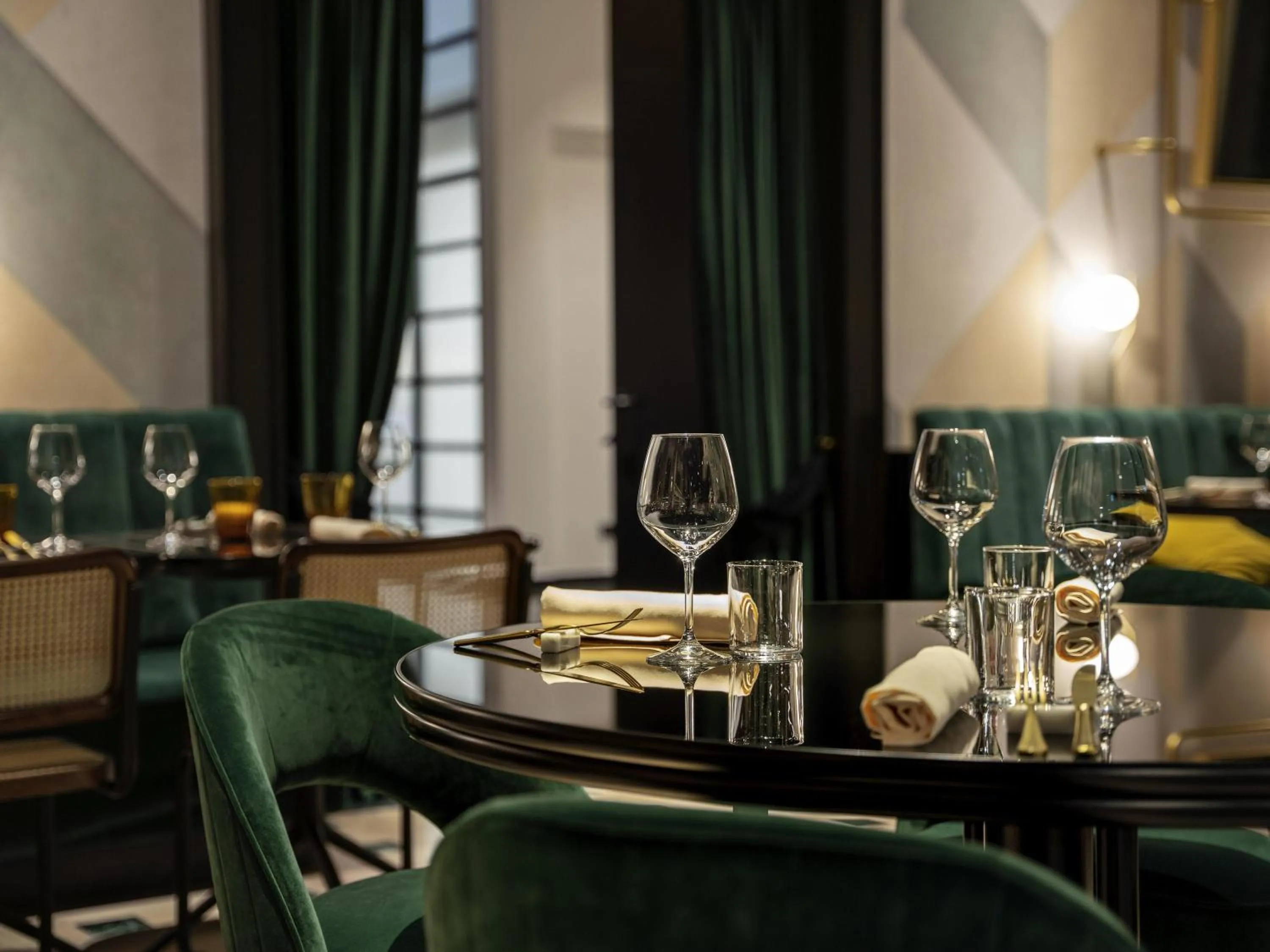 Restaurant/places to eat in Habita79 Hotel Pompeii - MGallery Collection