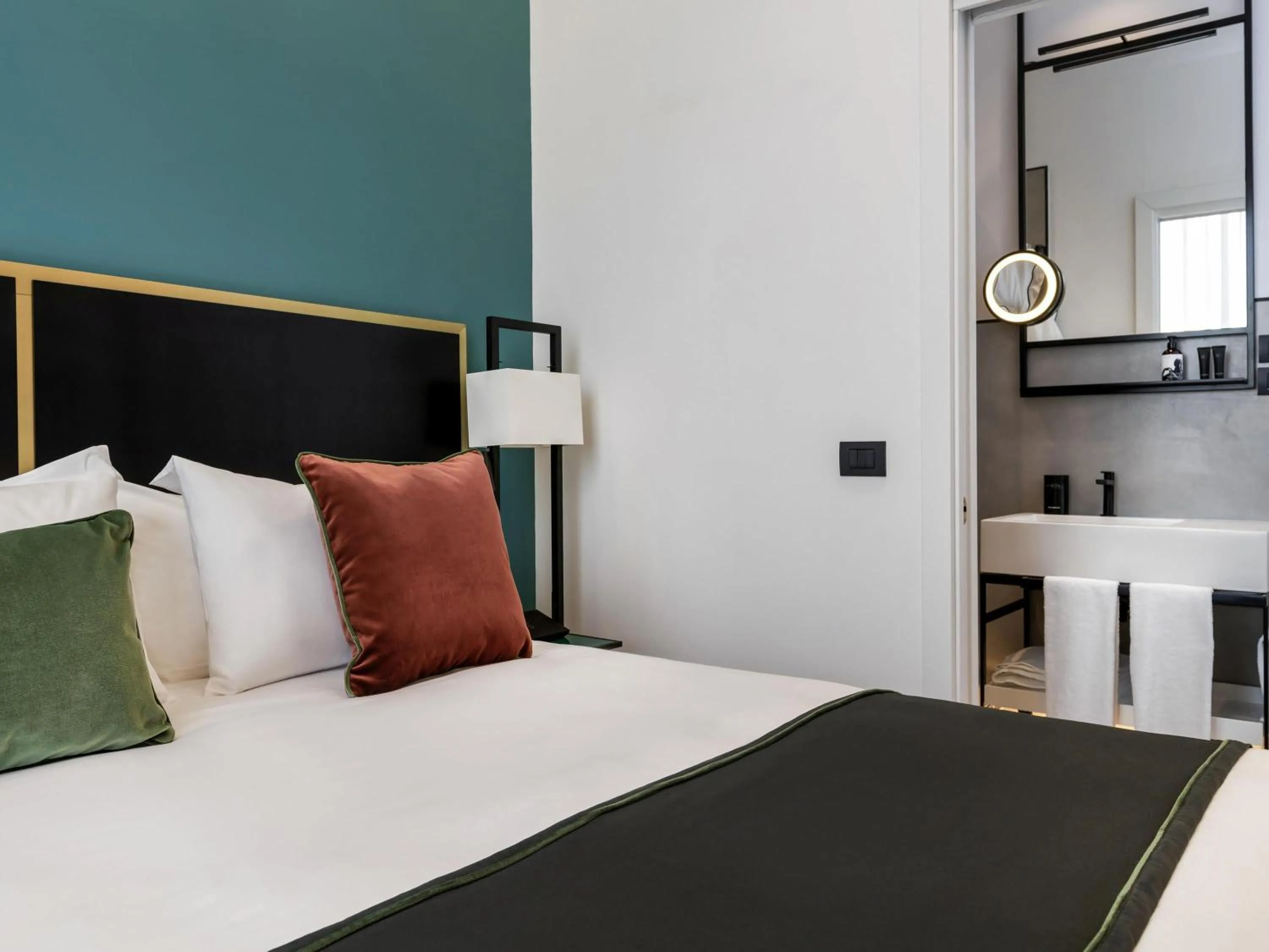 Bedroom, Bed in Habita79 Hotel Pompeii - MGallery Collection