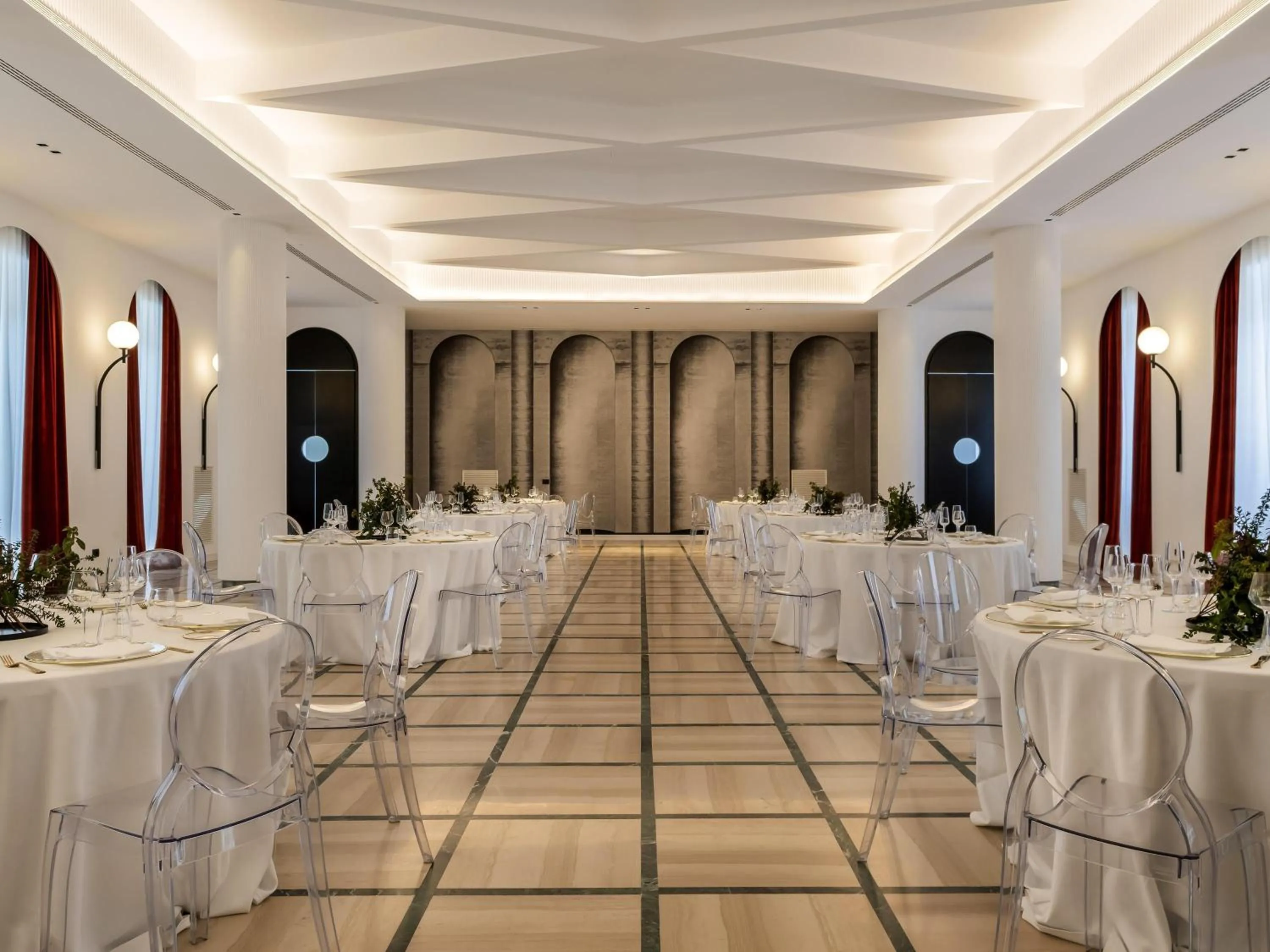 Meeting/conference room in Habita79 Hotel Pompeii - MGallery Collection