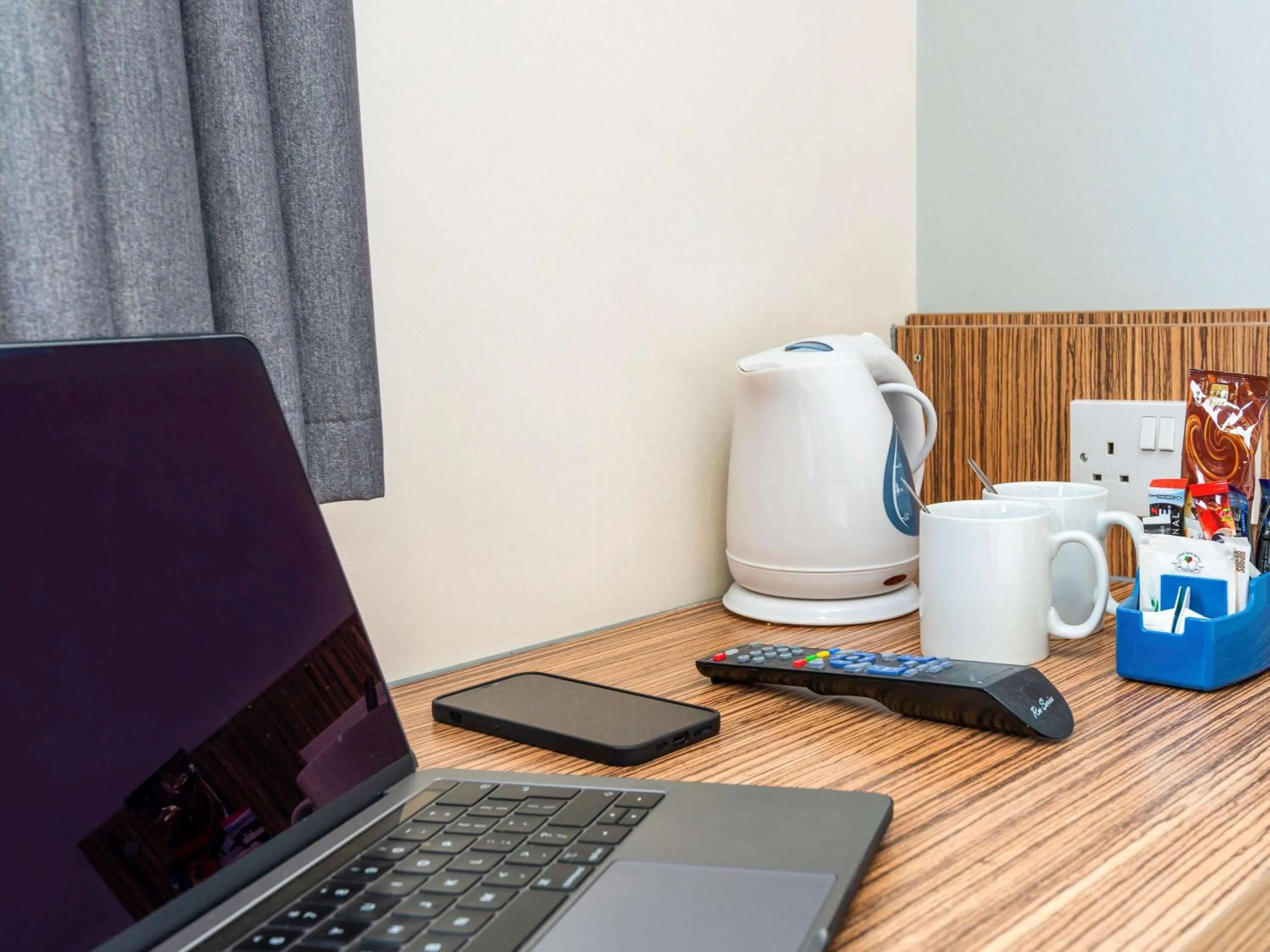 Coffee/tea facilities in go2 Hotels Burton Upon Trent Central