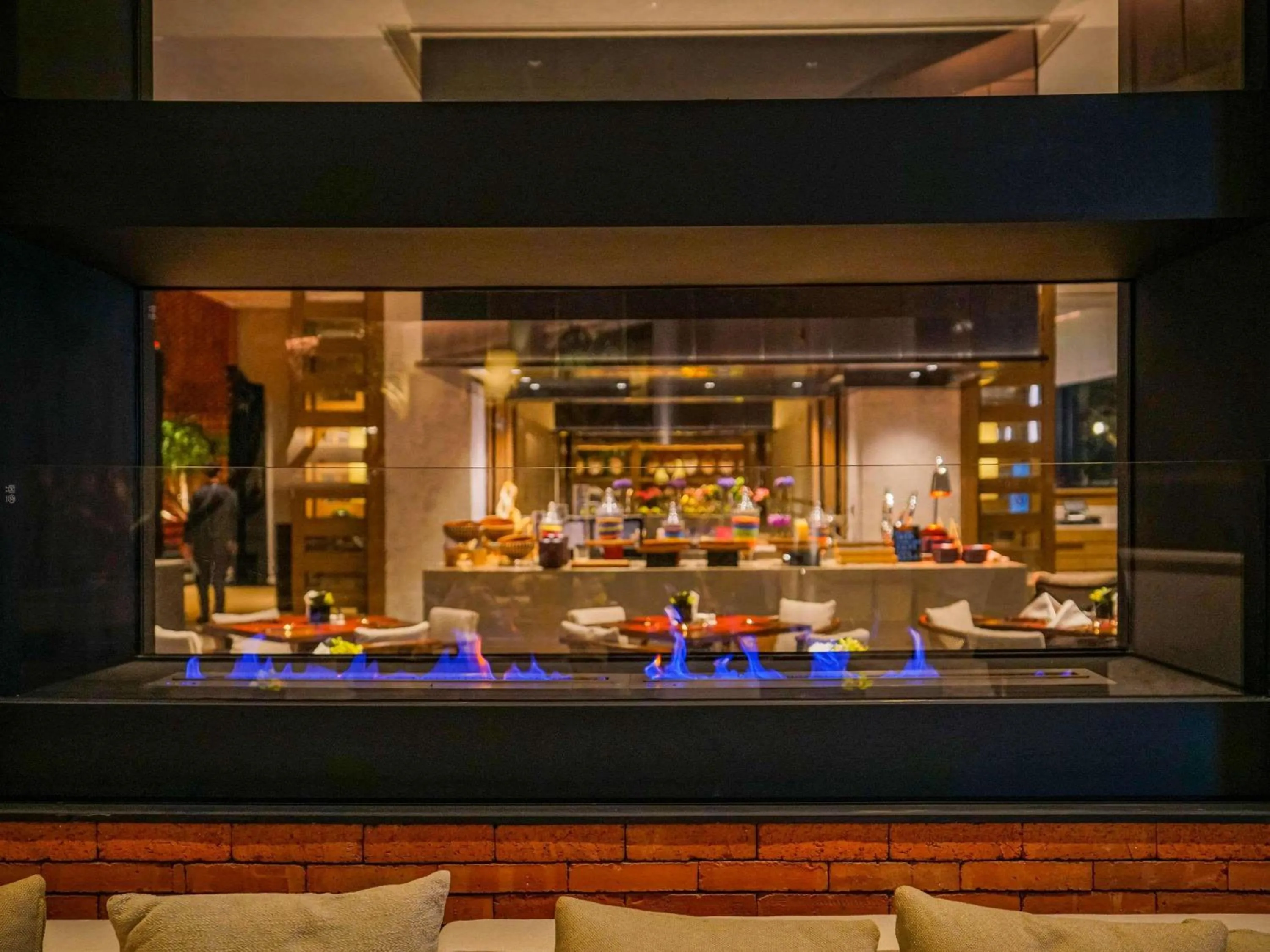 Restaurant/places to eat in DongFengYun Hotel Mi'Le - MGallery Collection