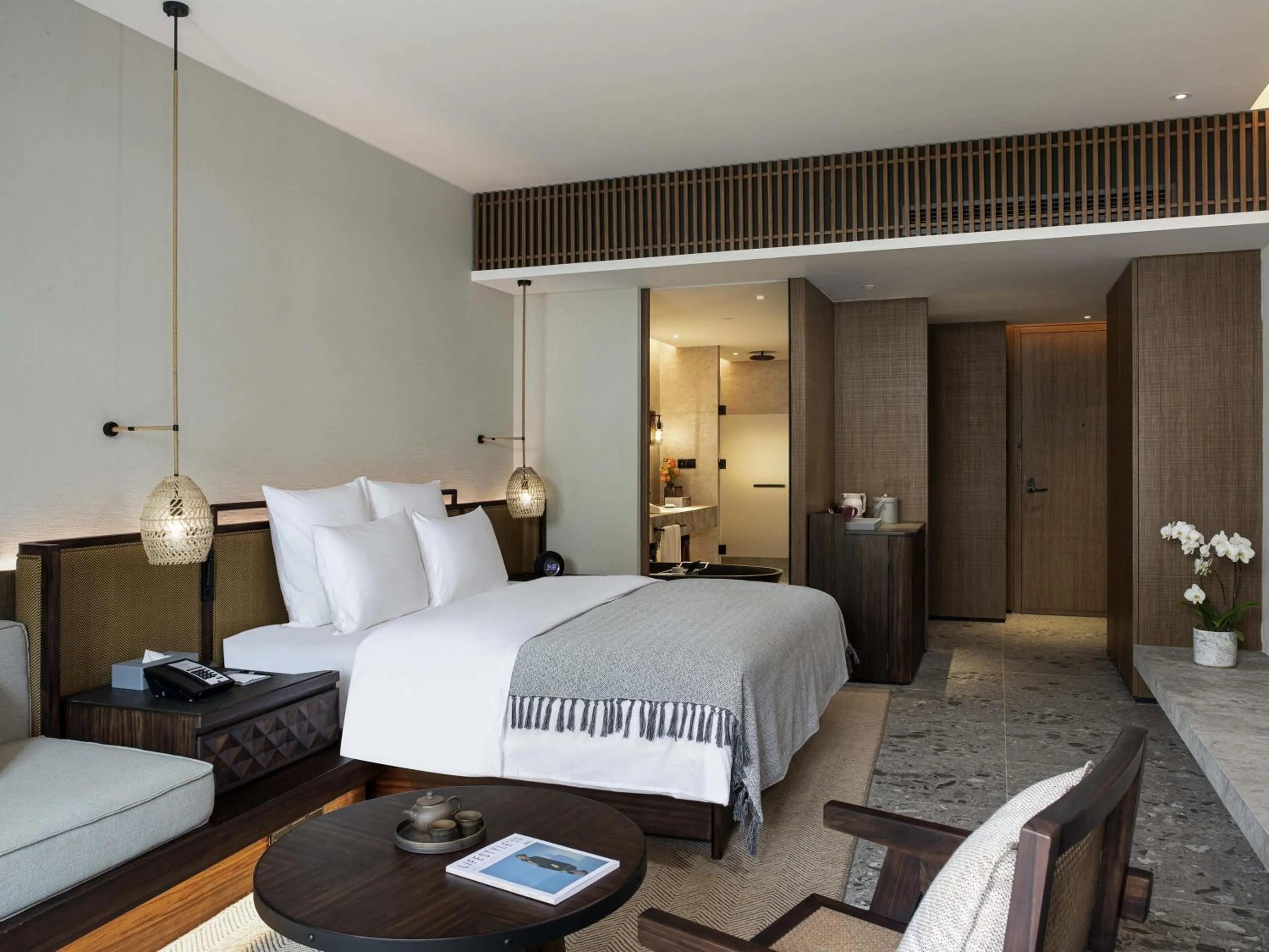 Bedroom, Bed in DongFengYun Hotel Mi'Le - MGallery Collection