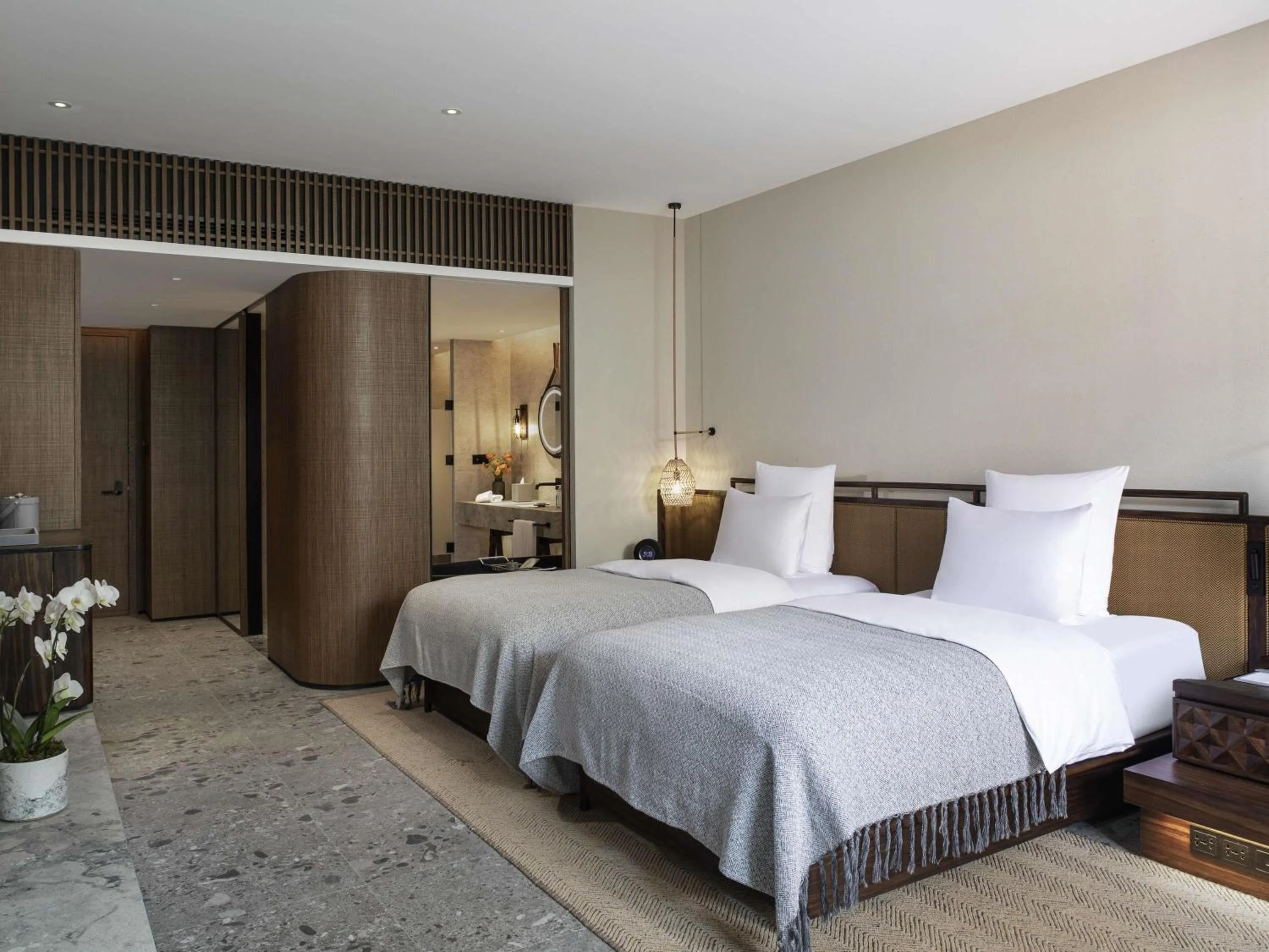 Bedroom, Bed in DongFengYun Hotel Mi'Le - MGallery Collection