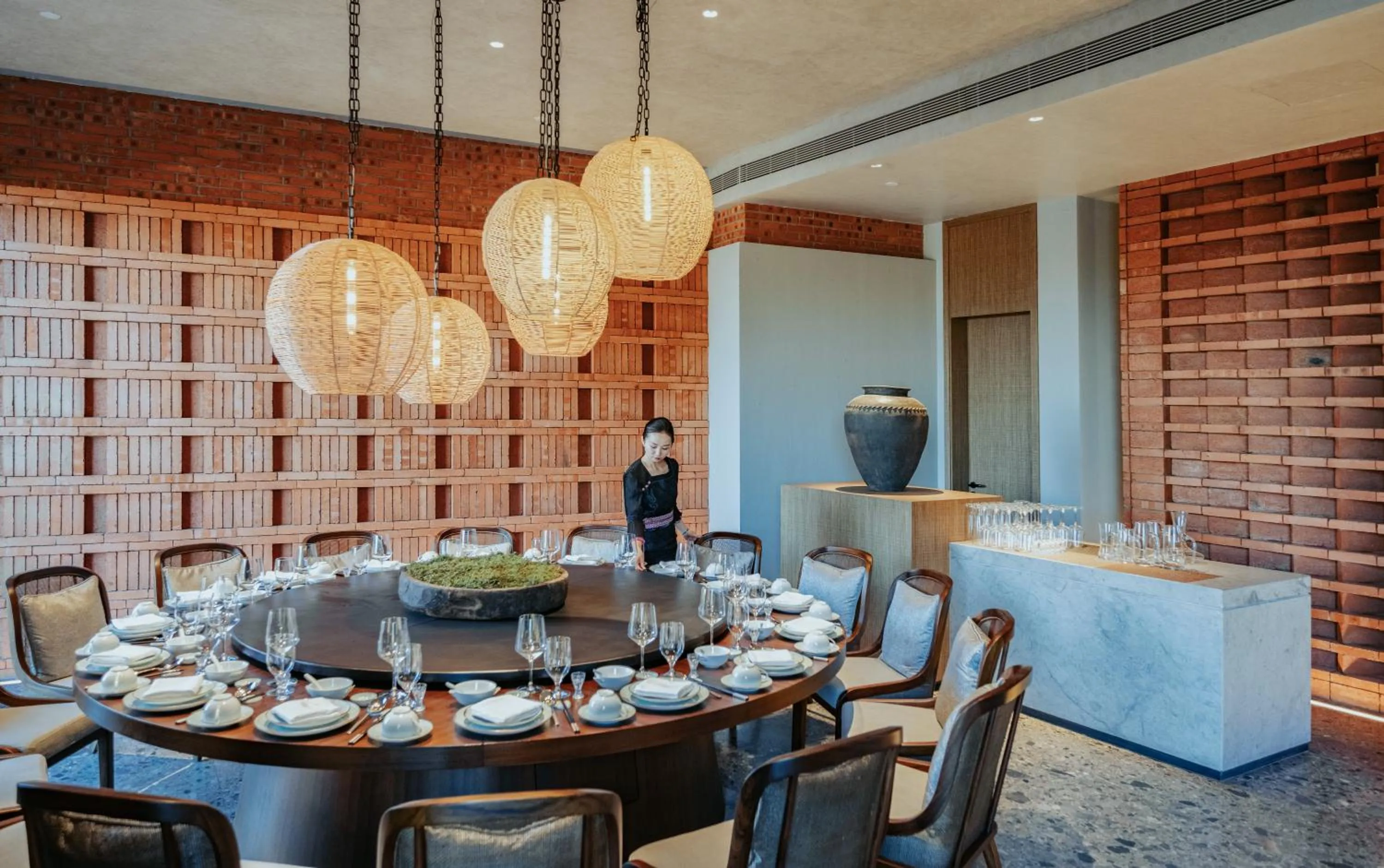 Restaurant/places to eat in DongFengYun Hotel Mi'Le - MGallery Collection