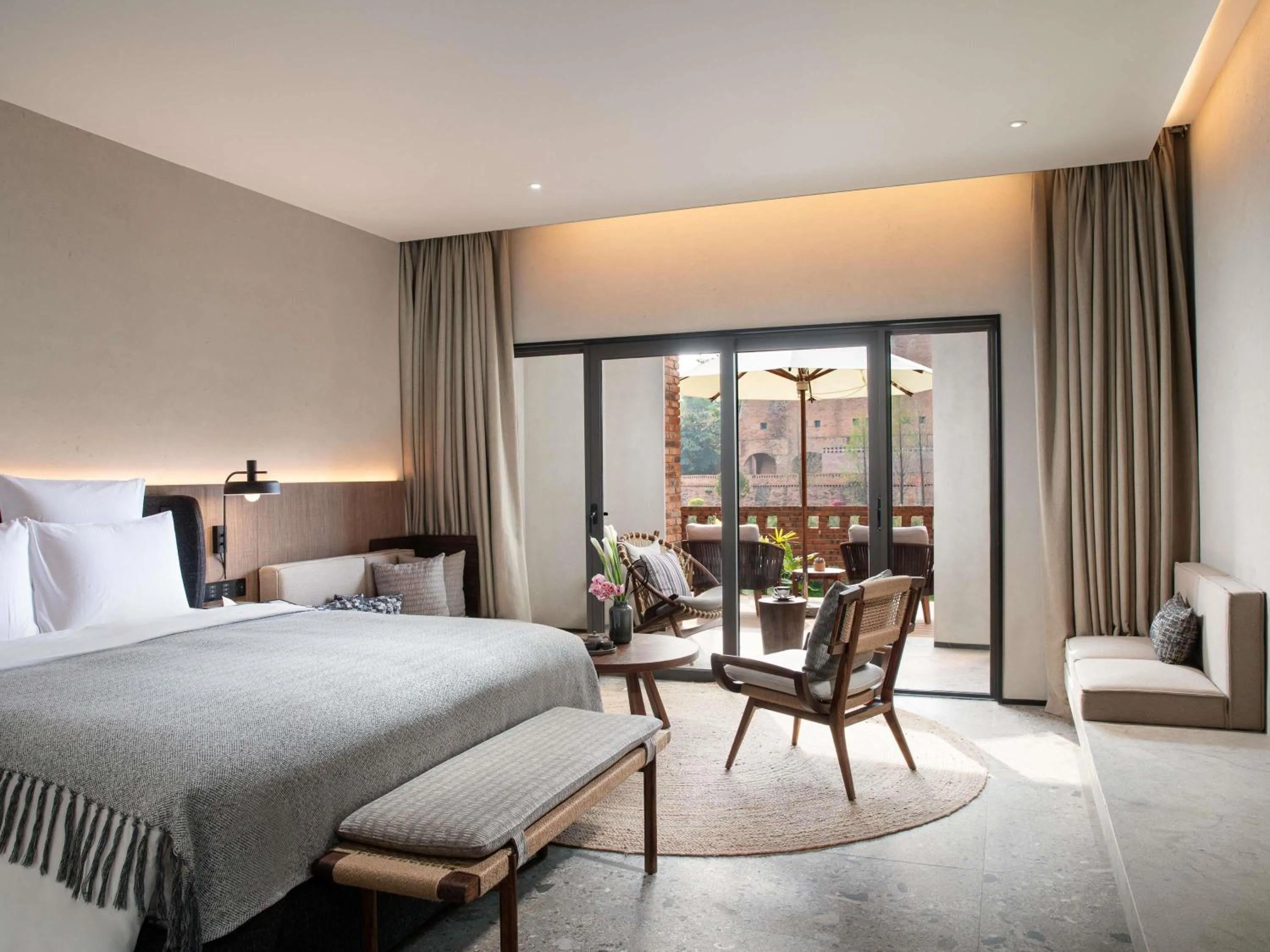 Deluxe Terrace King Room with Private Balcony and View in DongFengYun Hotel Mi'Le - MGallery Collection