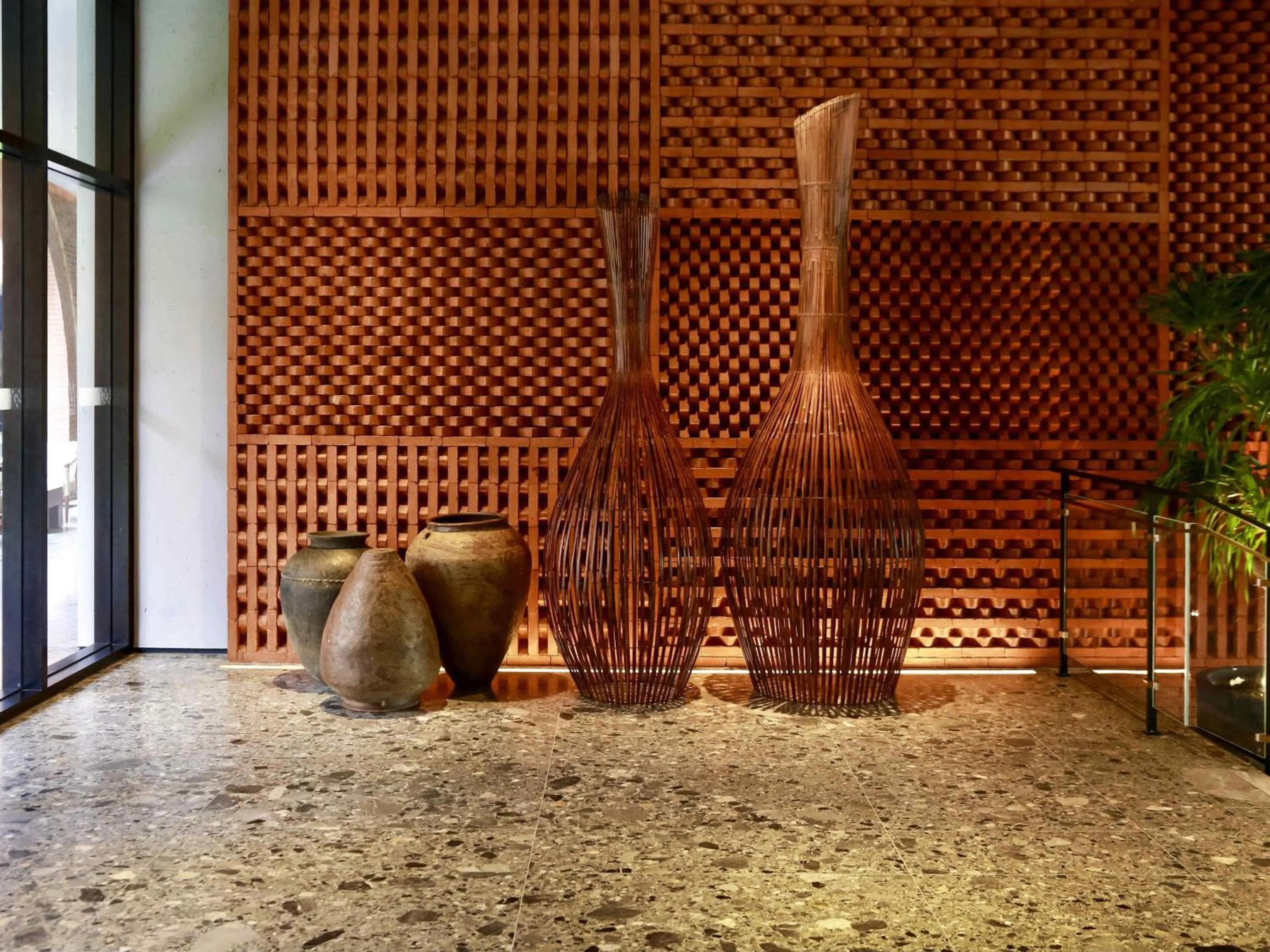 Restaurant/places to eat in DongFengYun Hotel Mi'Le - MGallery Collection