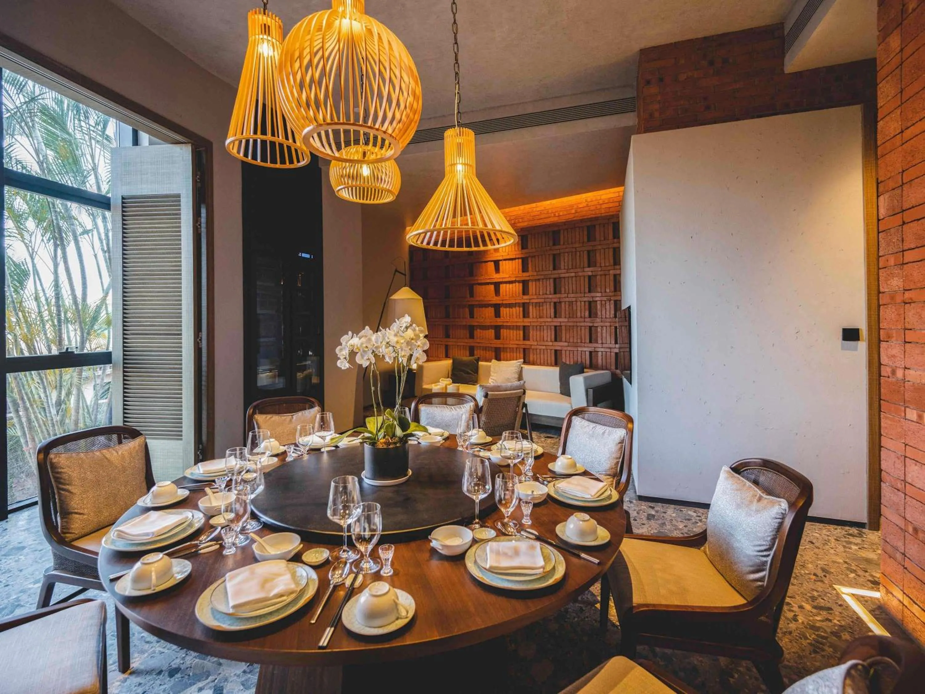 Restaurant/places to eat in DongFengYun Hotel Mi'Le - MGallery Collection