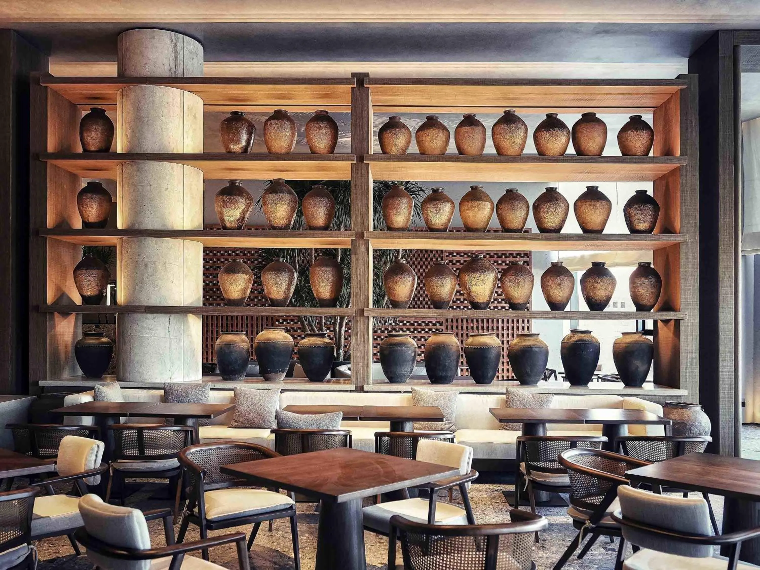 Restaurant/places to eat in DongFengYun Hotel Mi'Le - MGallery Collection