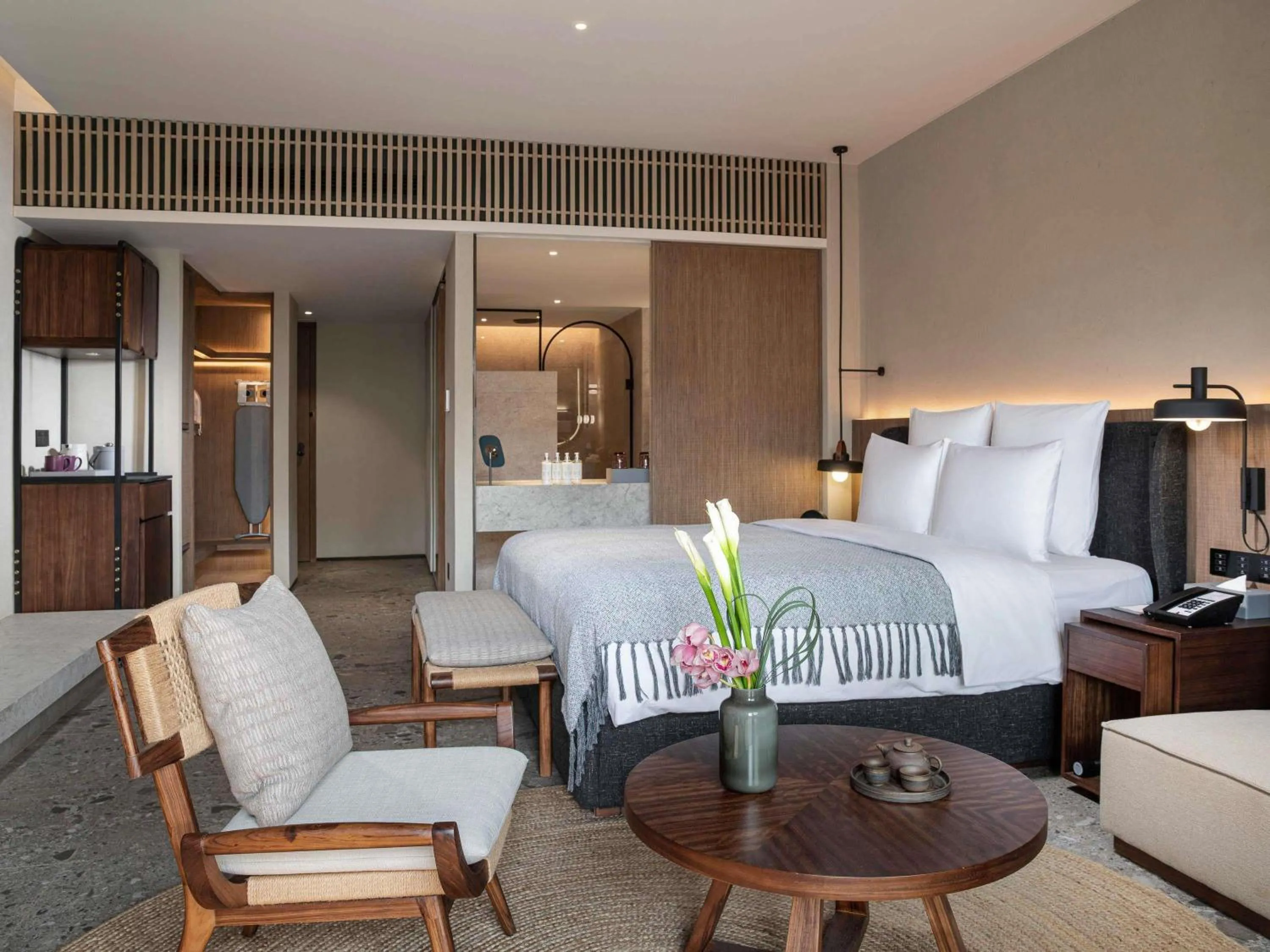 Bedroom in DongFengYun Hotel Mi'Le - MGallery Collection