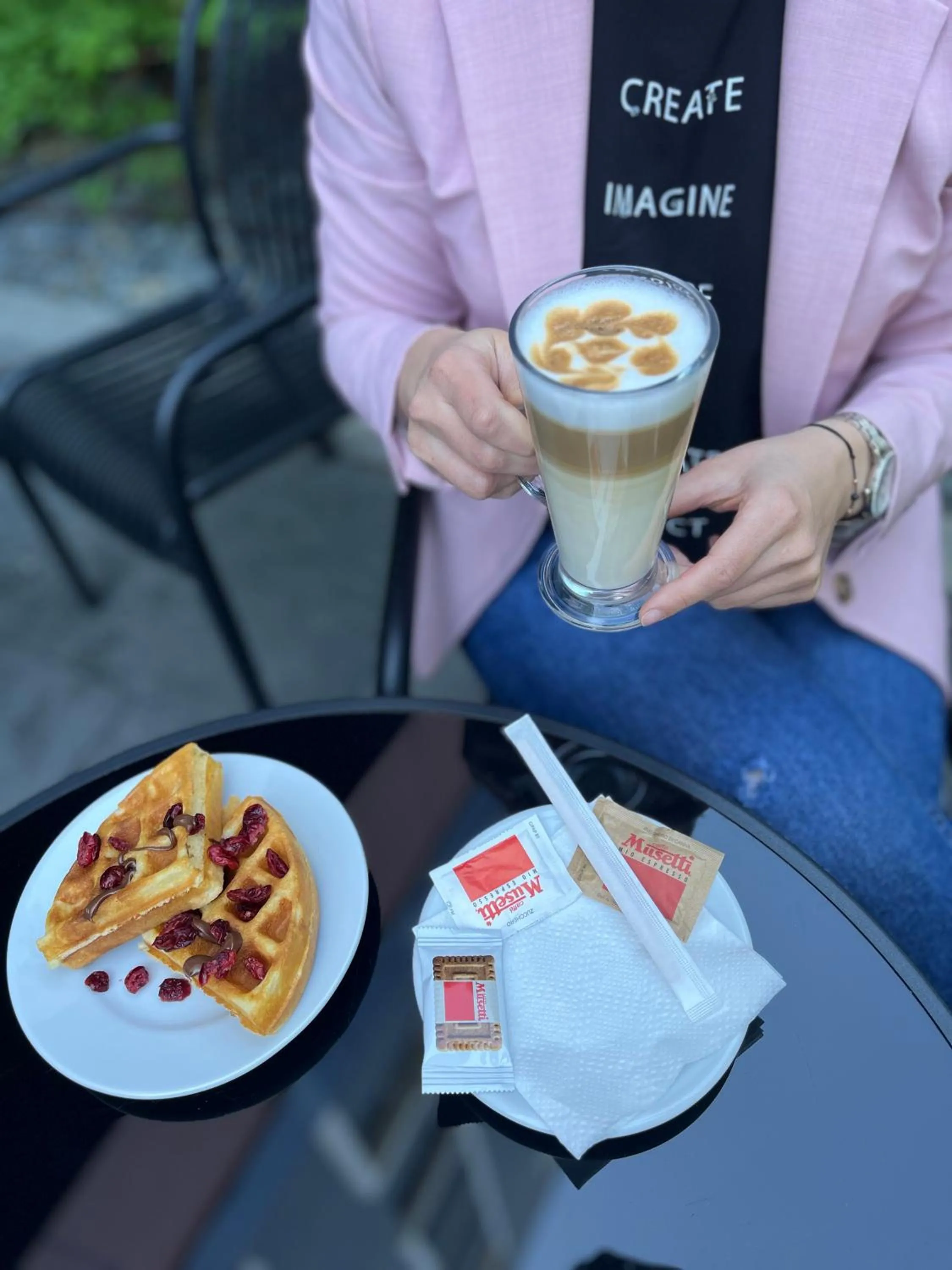 Coffee/tea facilities in ibis Bucharest Politehnica