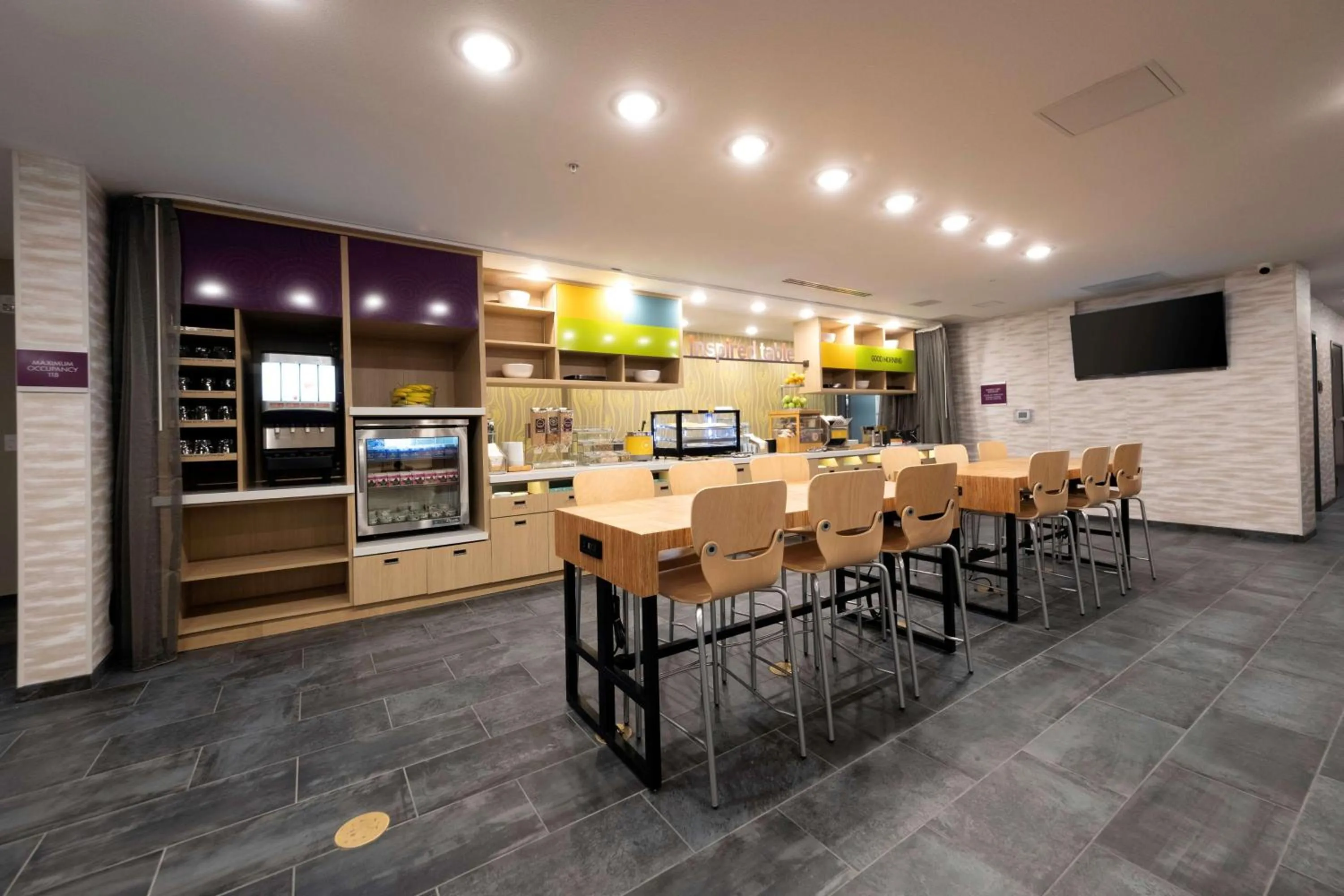 Breakfast in Home2 Suites By Hilton Portland Hillsboro