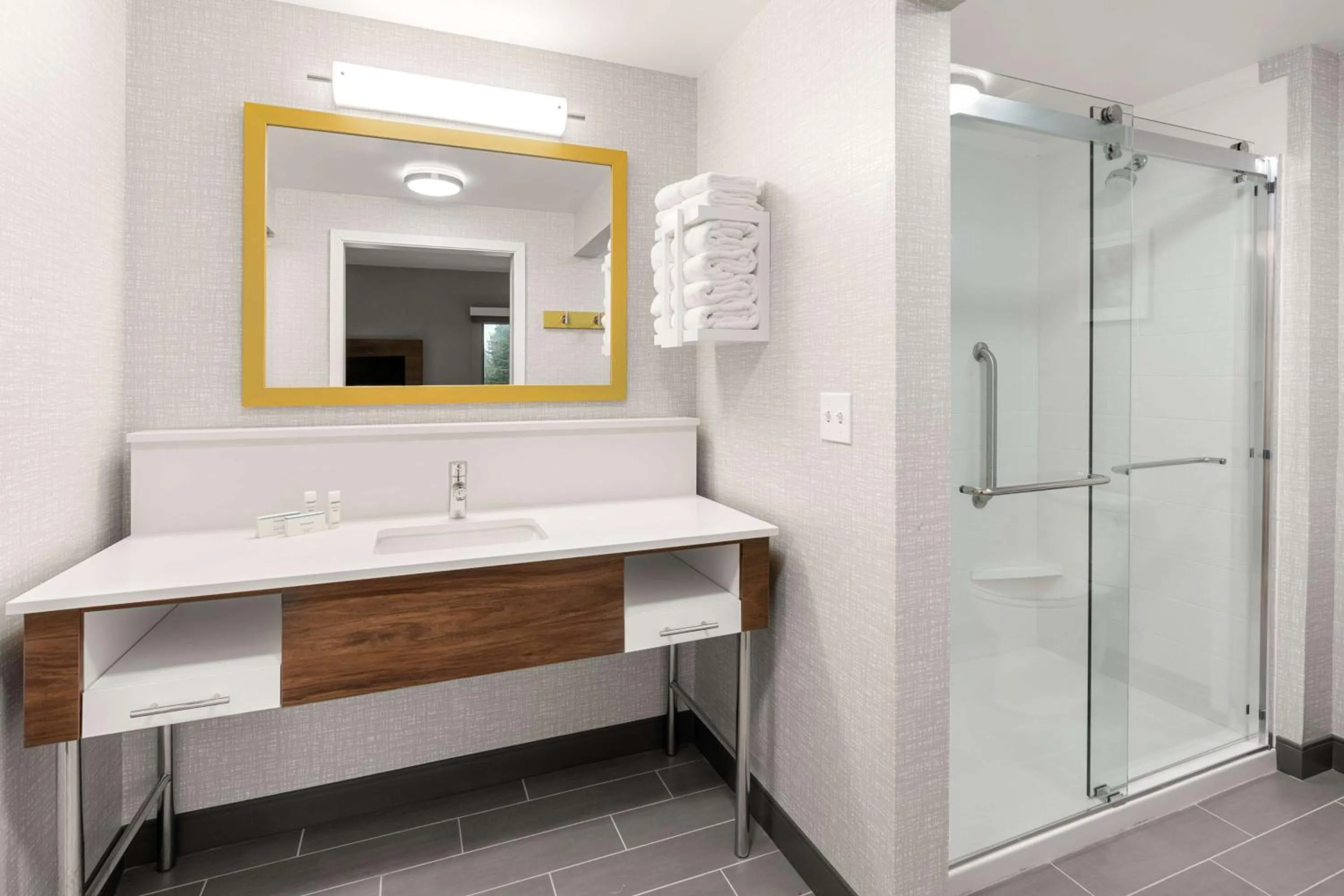 Bathroom in Hampton Inn & Suites Tigard