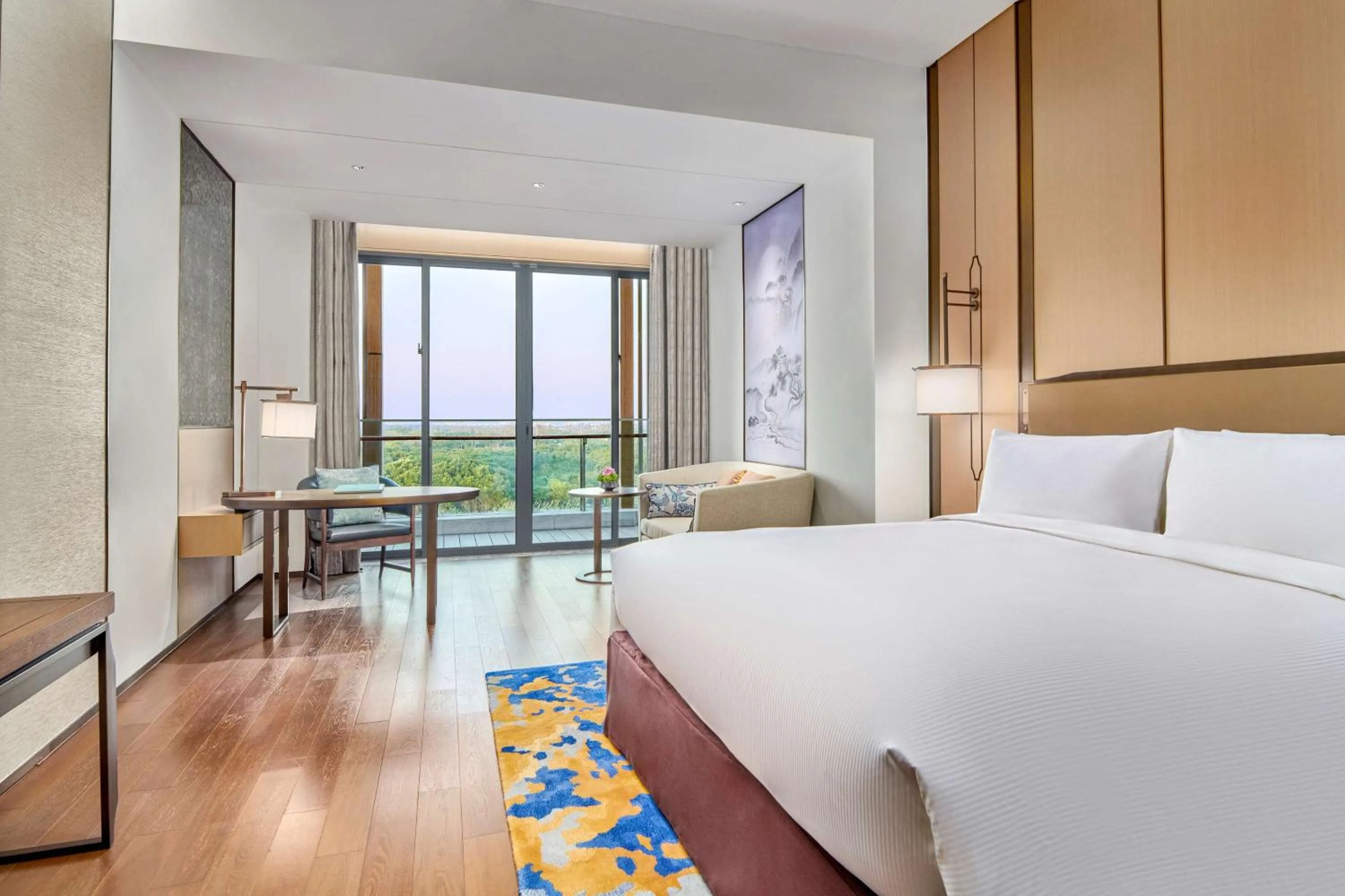 Bedroom, Bed in Hilton Shanghai Fengxian