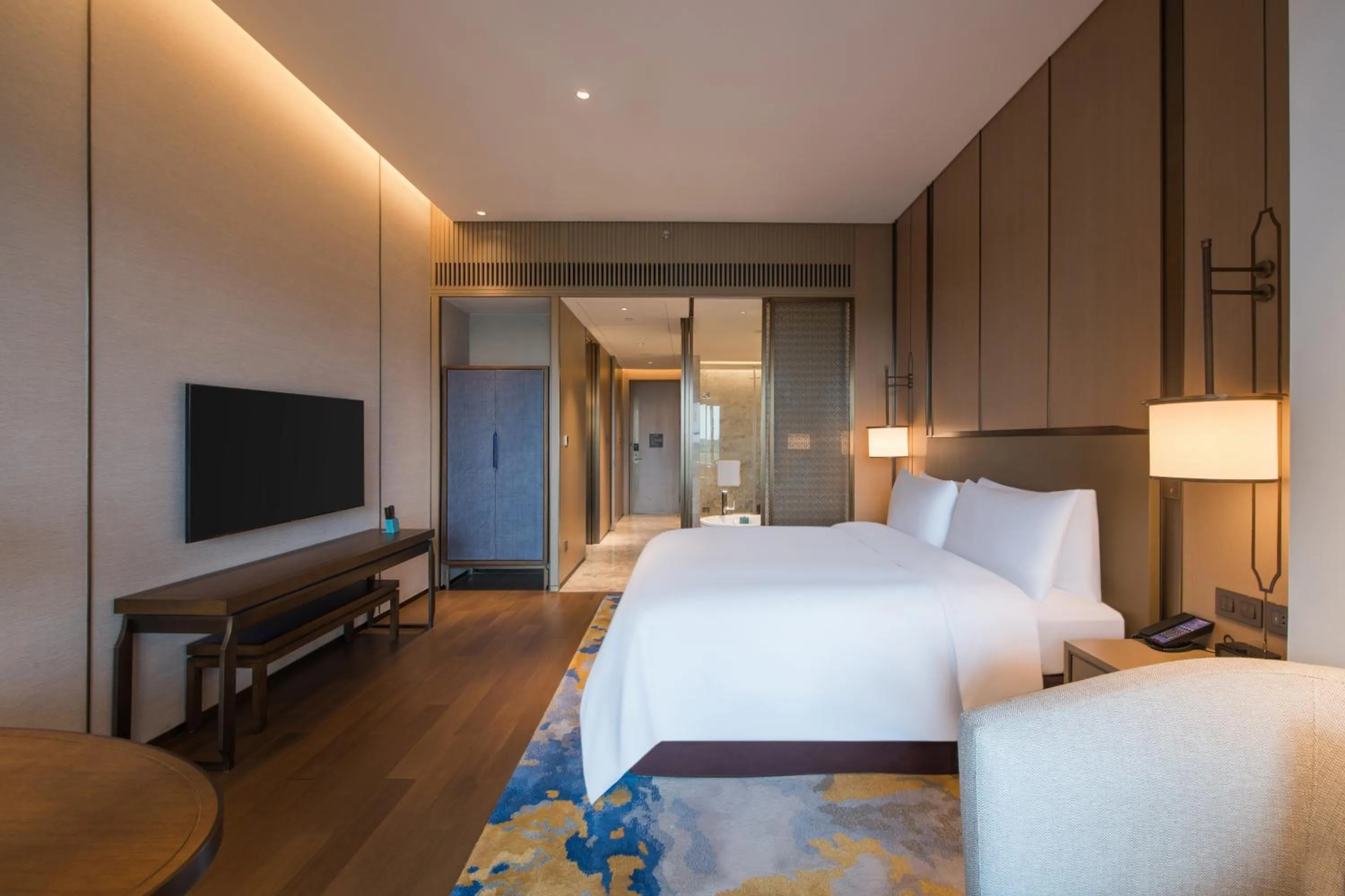 Bed in Hilton Shanghai Fengxian