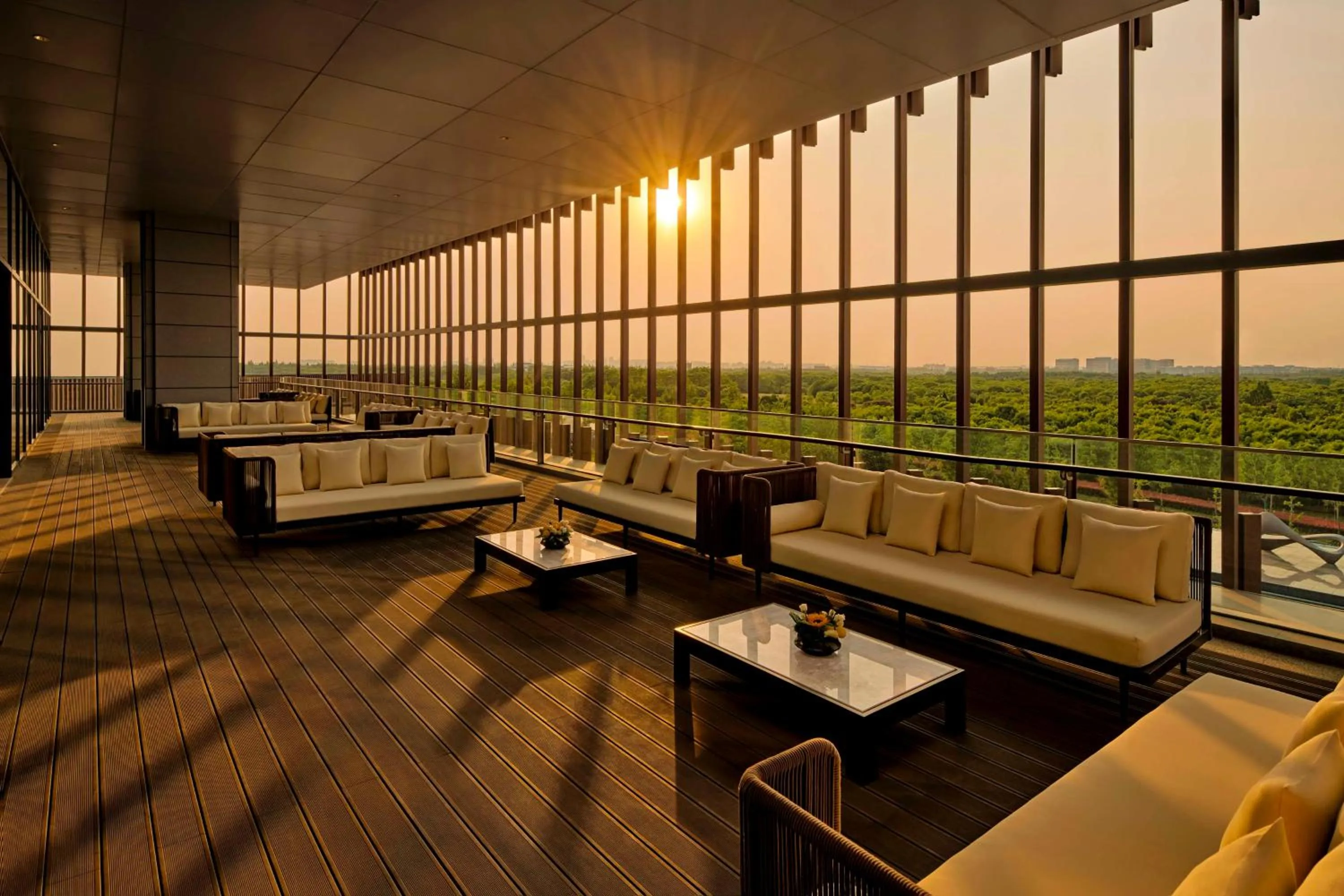 Restaurant/places to eat in Hilton Shanghai Fengxian