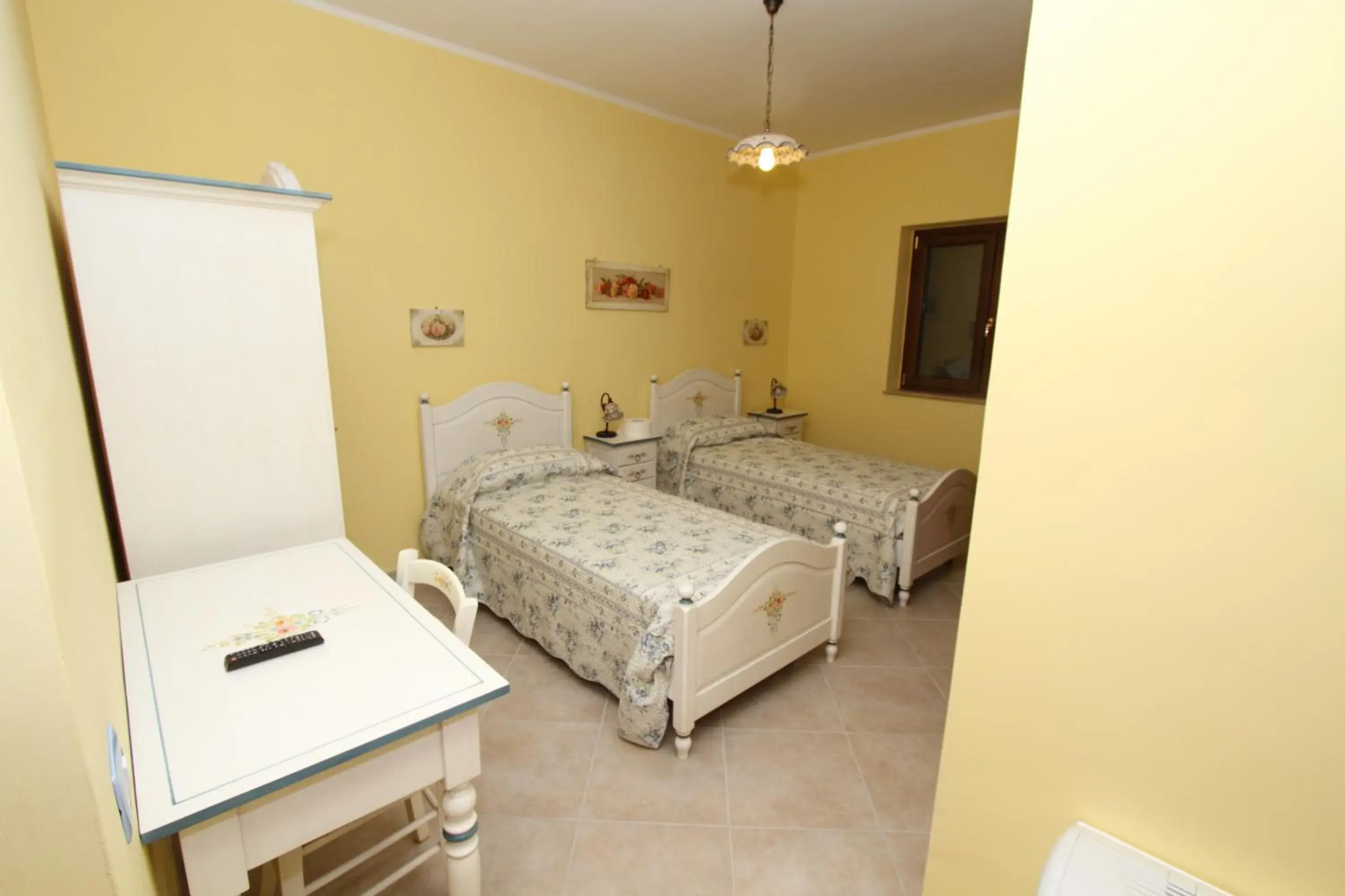 Double or Twin Room in Azienda Agrituristica La Tenuta del Falco Double or Twin Room in Azienda Agrituristica La Tenuta del Falco