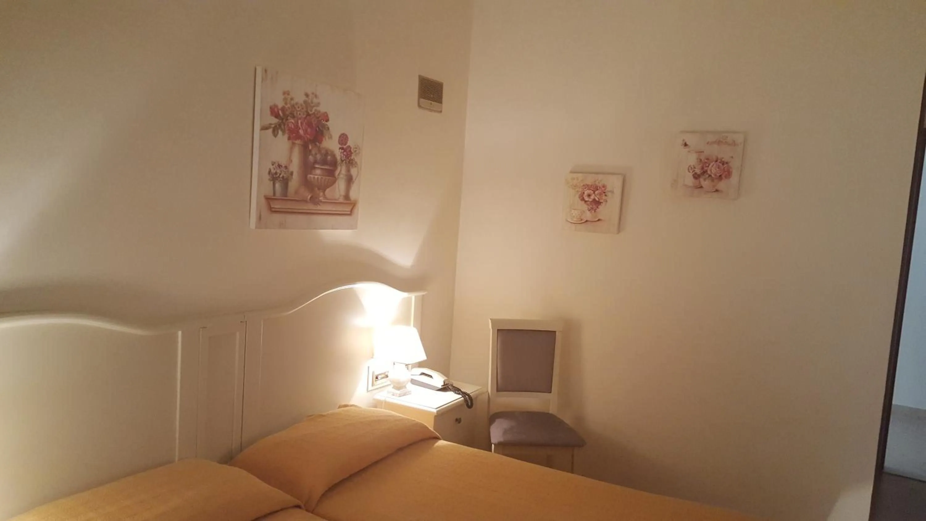 Decorative detail in Hotel President