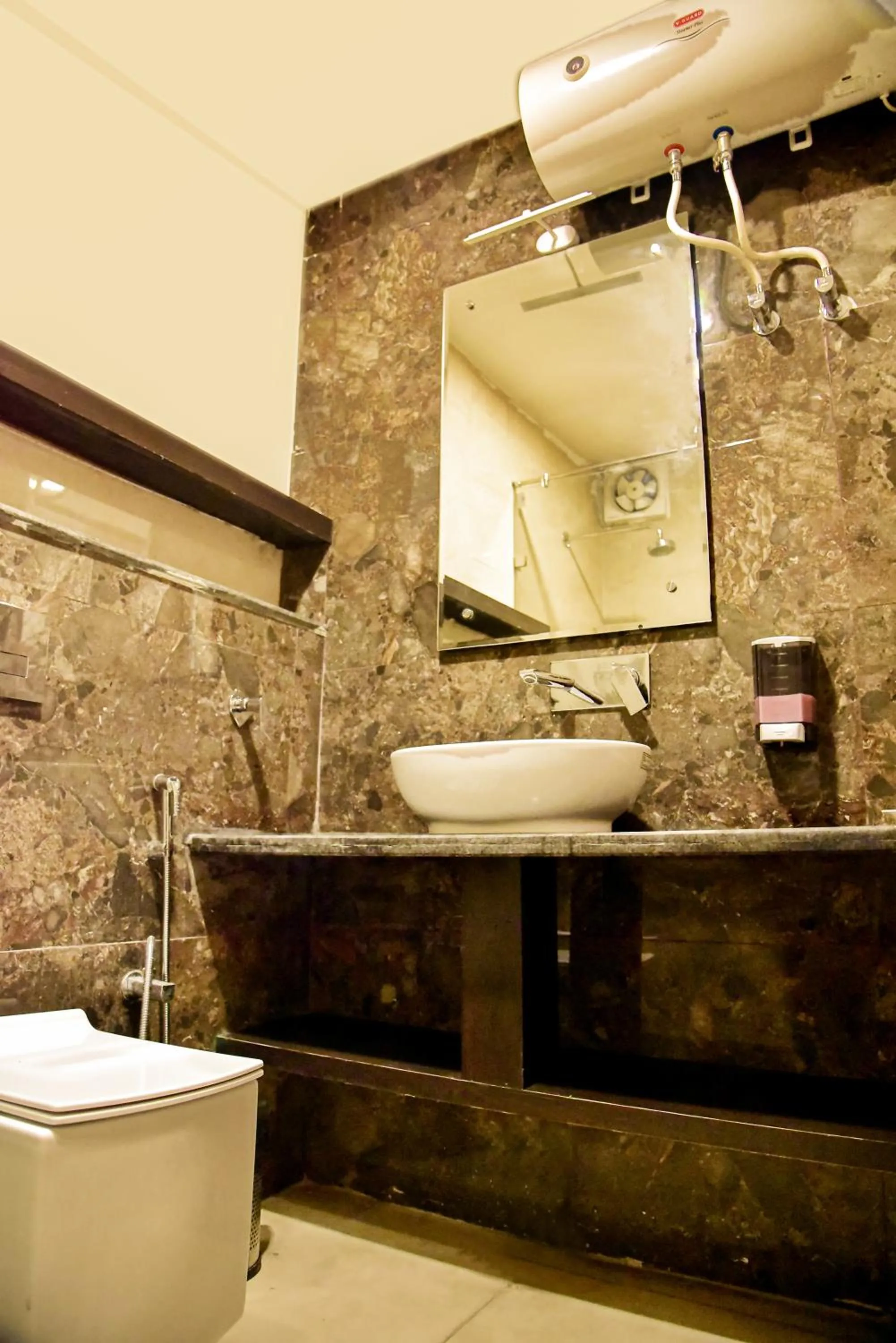 Bathroom in Clarks Inn Express, Jammu