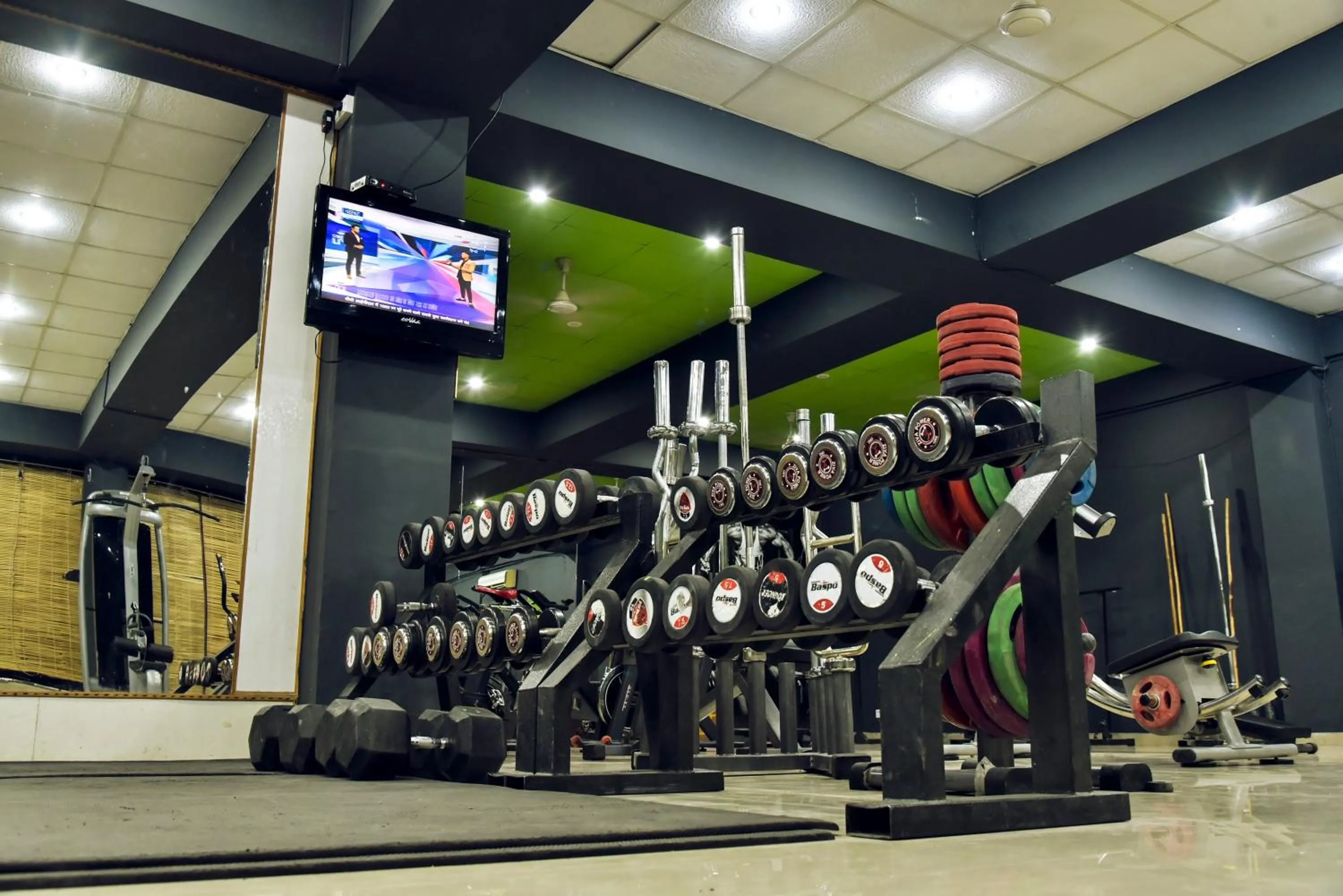 Fitness centre/facilities in Clarks Inn Express, Jammu