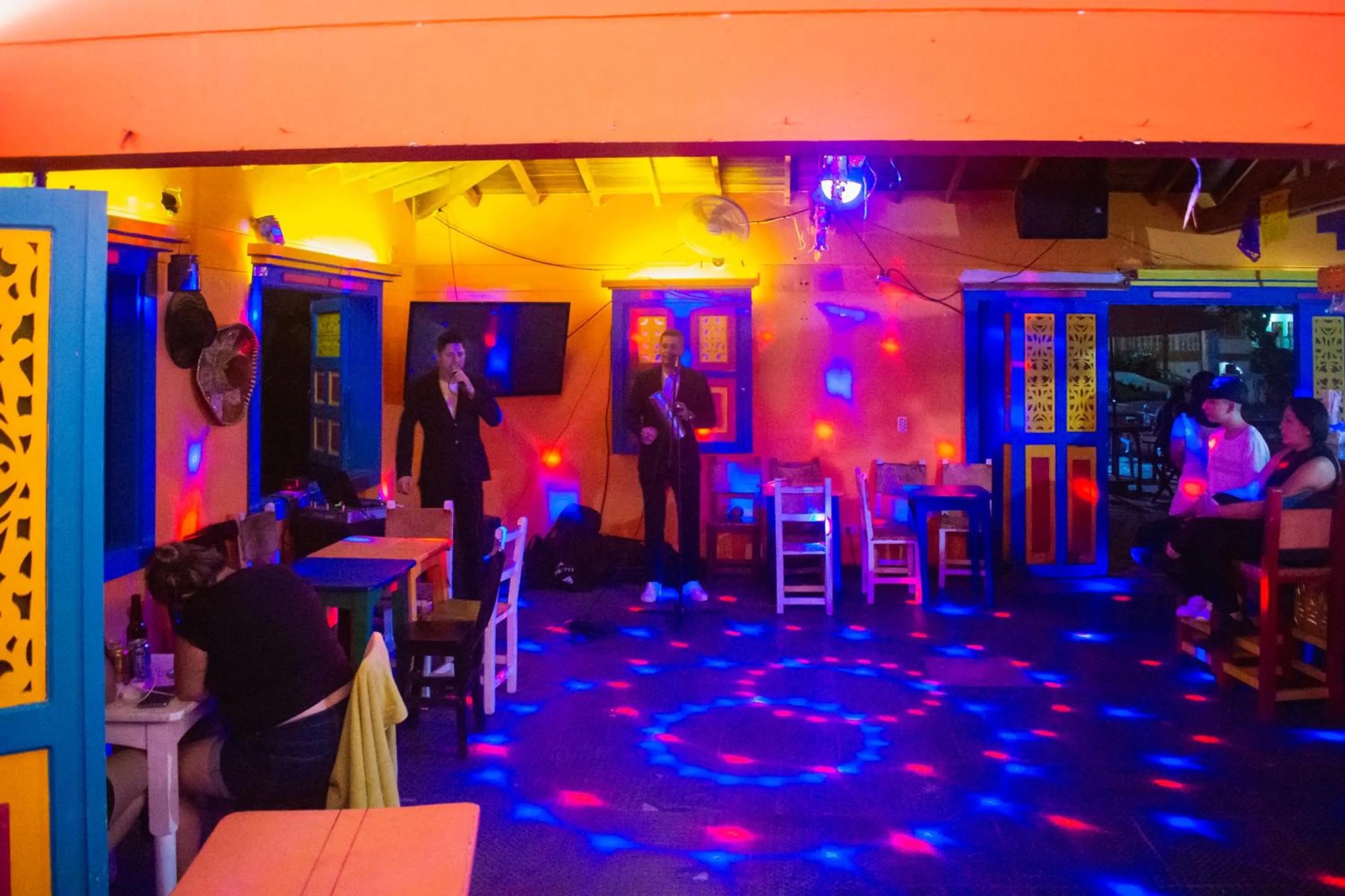 Evening entertainment in Hotel Posada San Sebastian