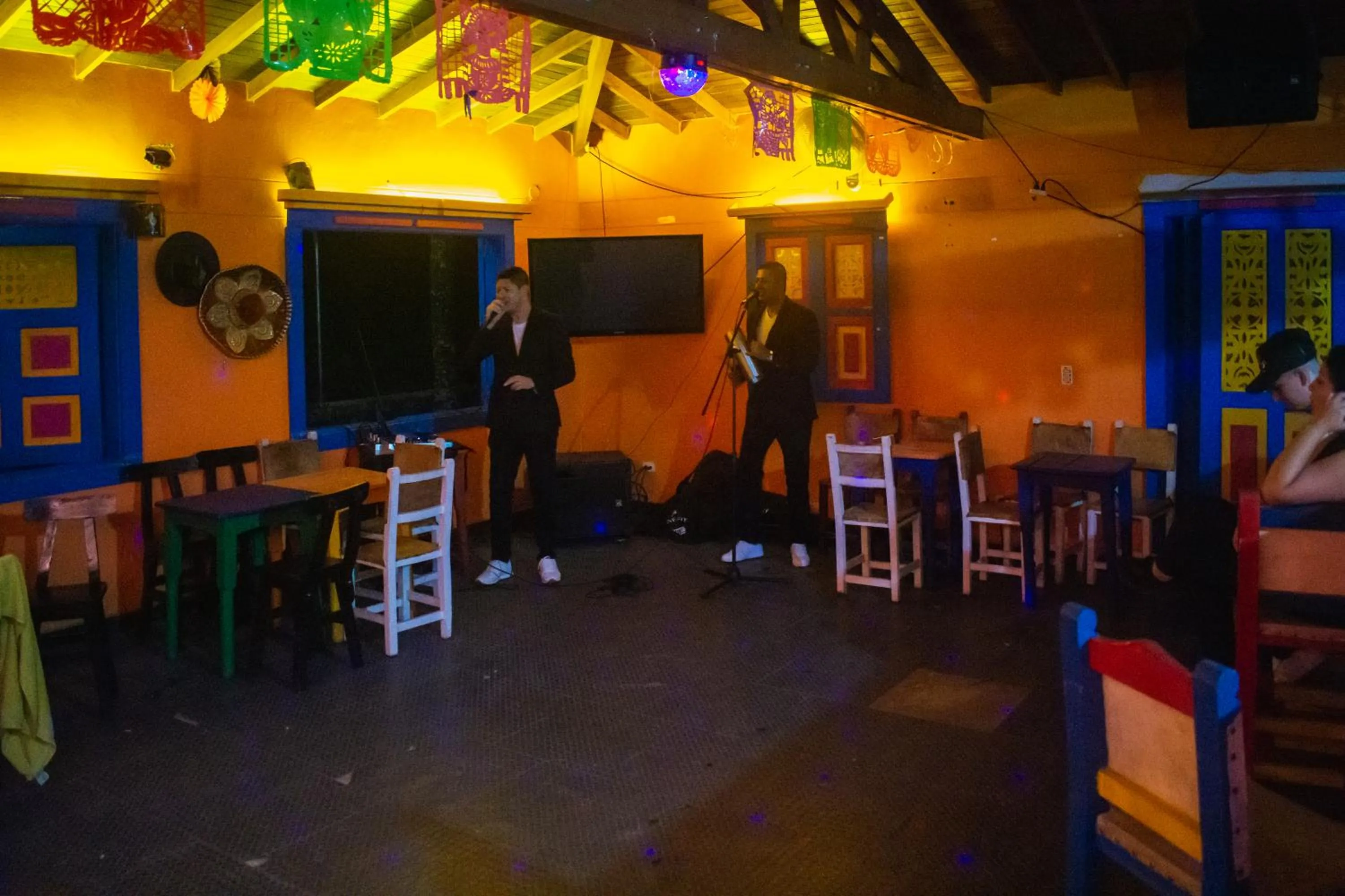 Evening entertainment in Hotel Posada San Sebastian