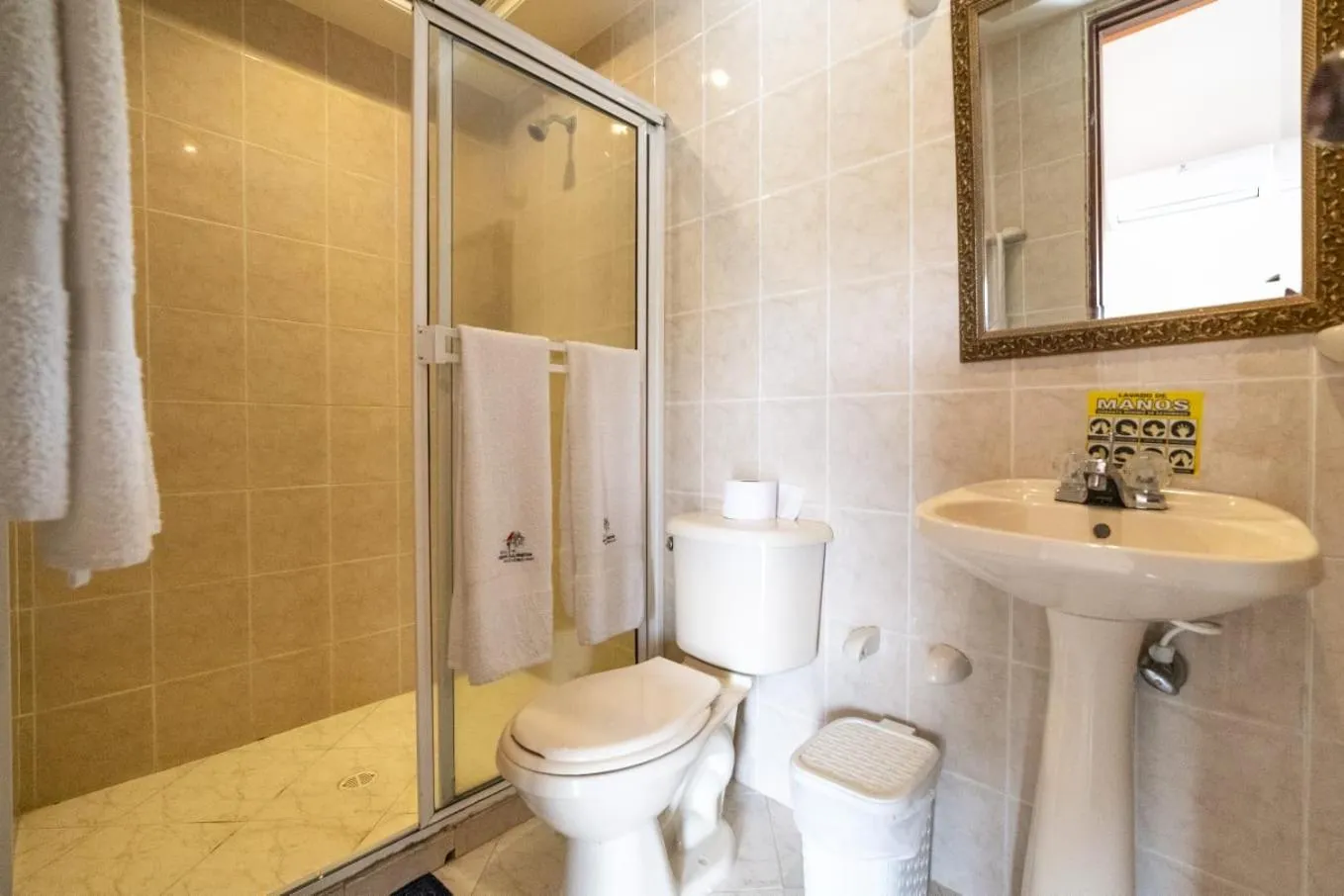 Bathroom in Hotel Posada San Sebastian