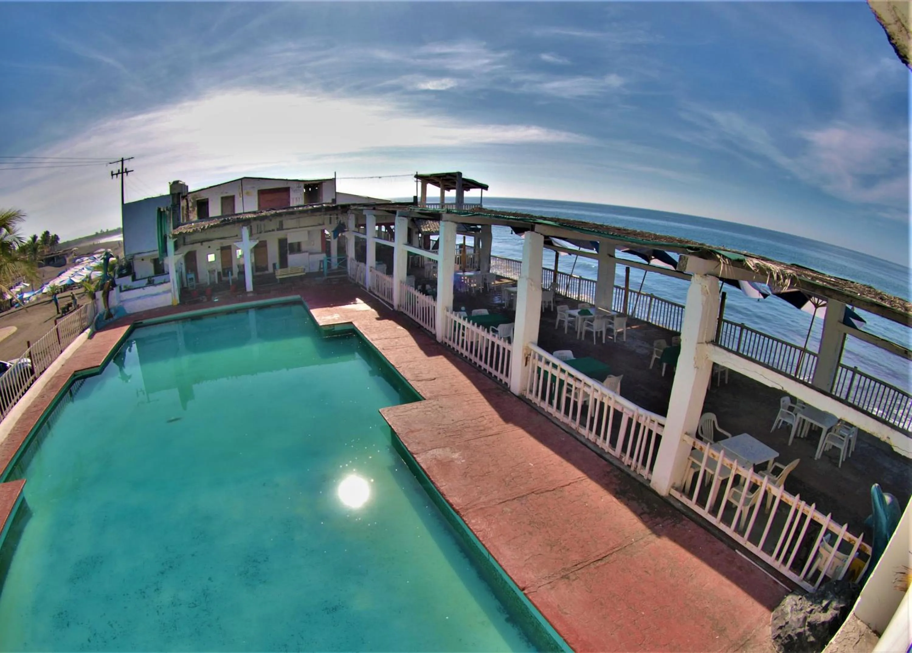 Restaurant/places to eat in Hotel El Paraíso