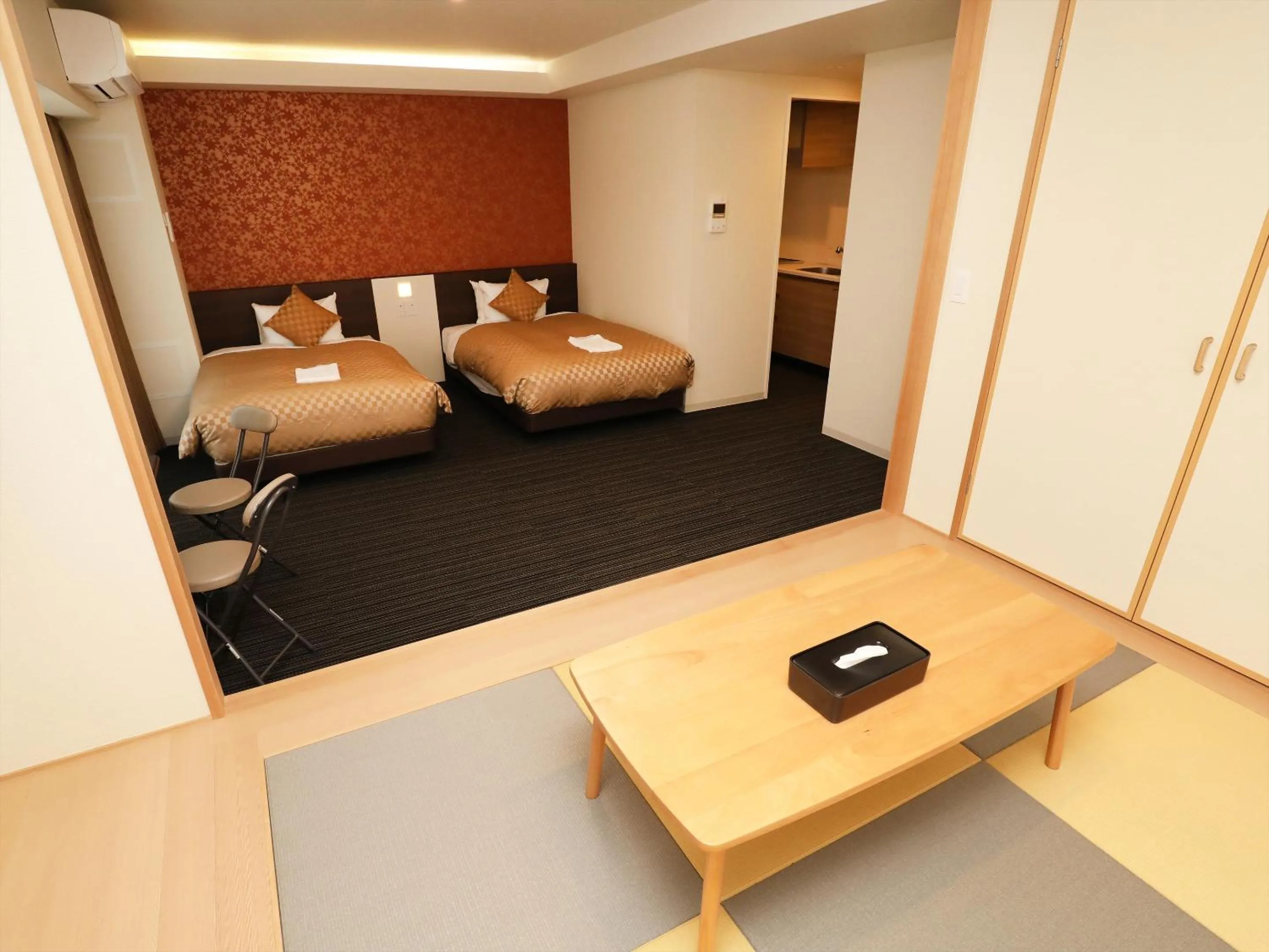 Bed in MERBABU STAY OSAKA